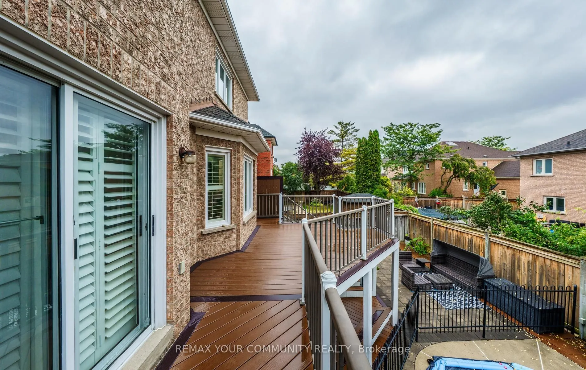 11 Hans Drive