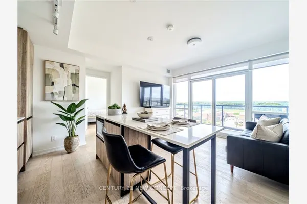 7950 Bathurst Street