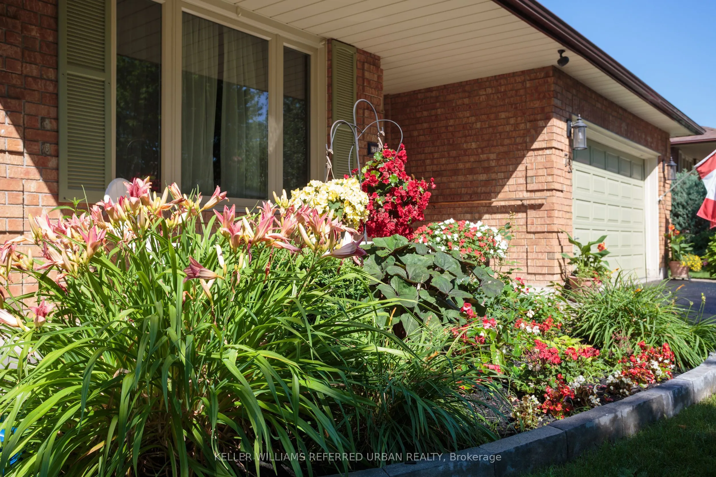 72 Munro Crescent