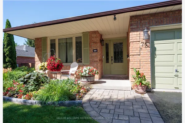 72 Munro Crescent