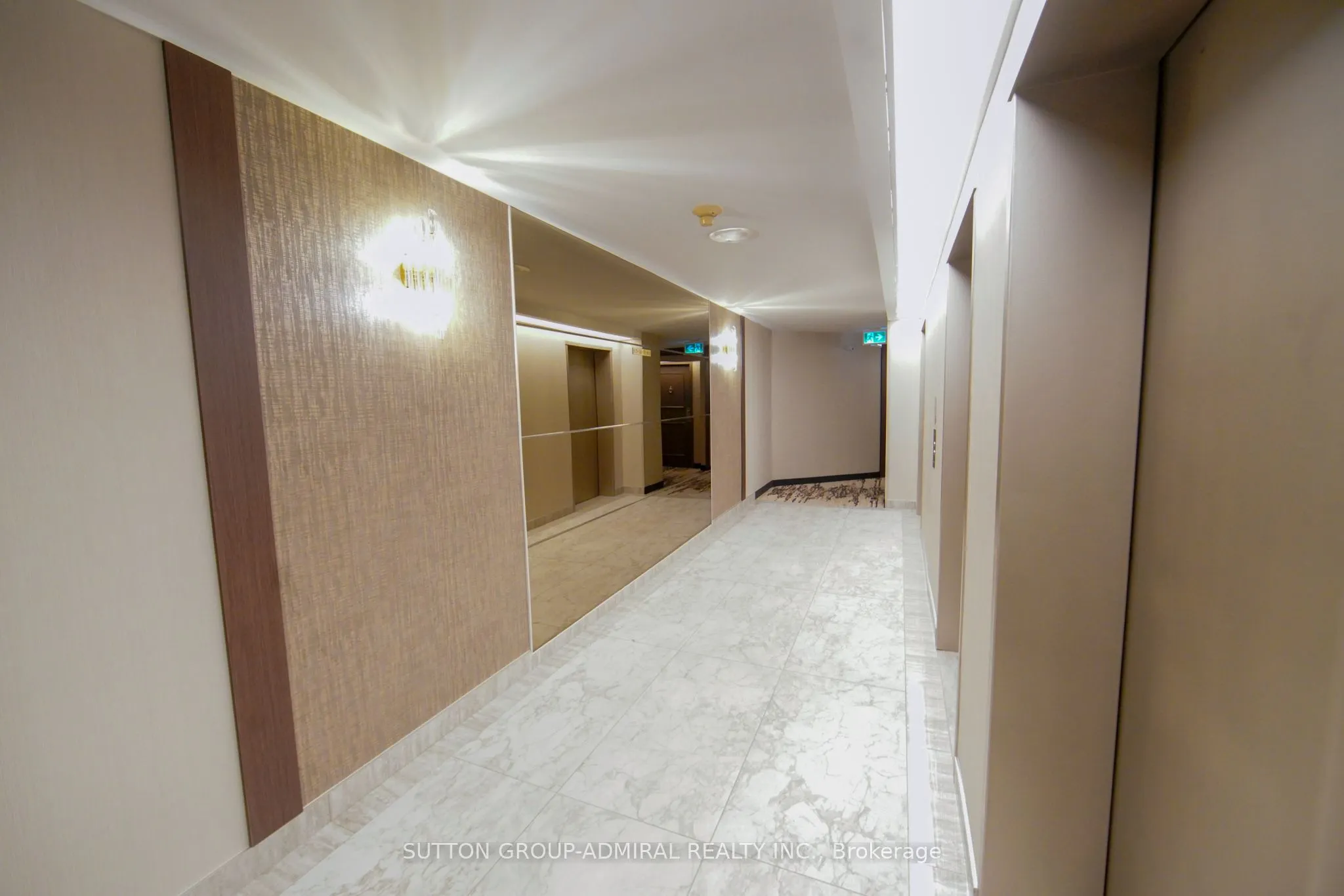 7420 Bathurst Street #606