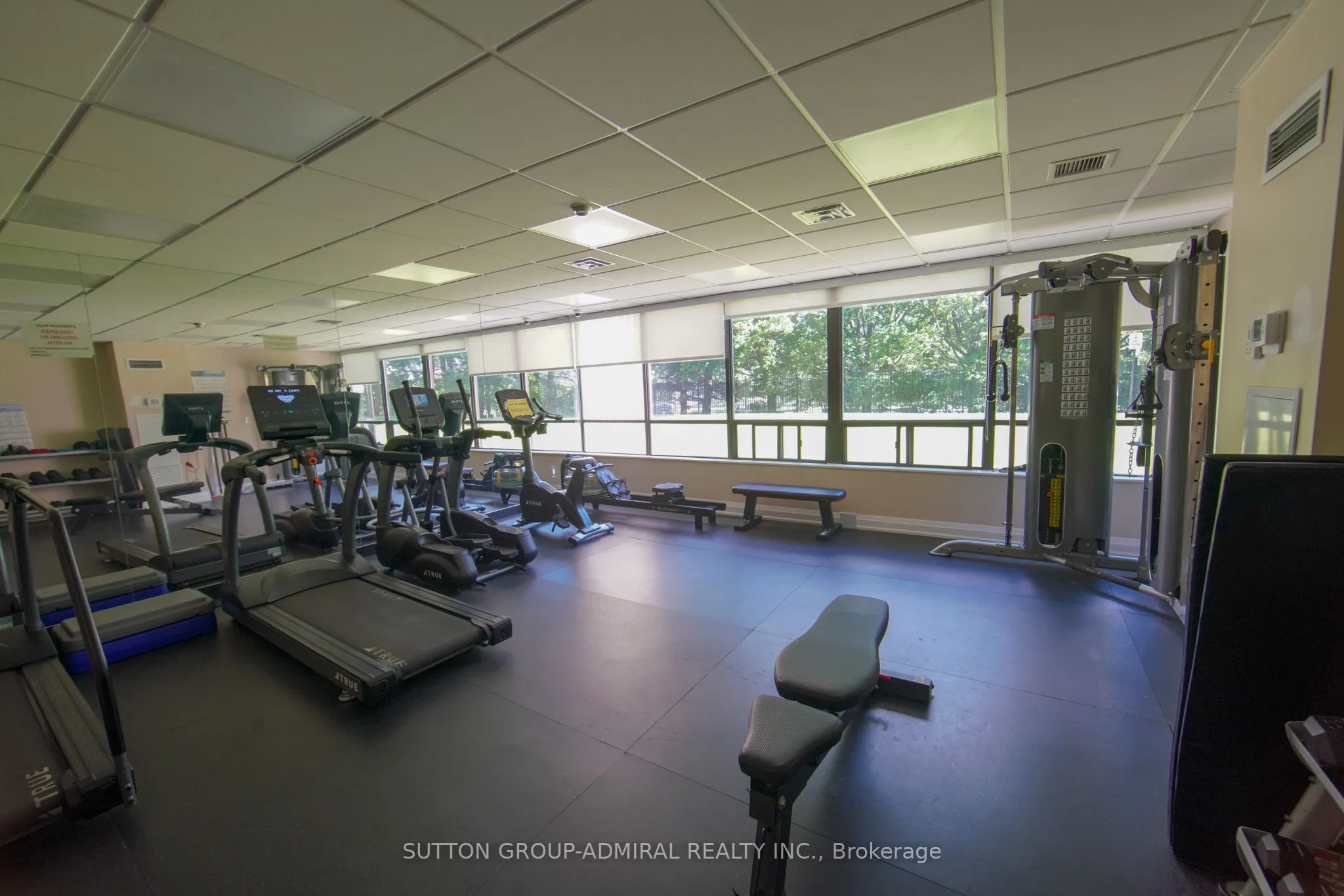 7420 Bathurst Street #606