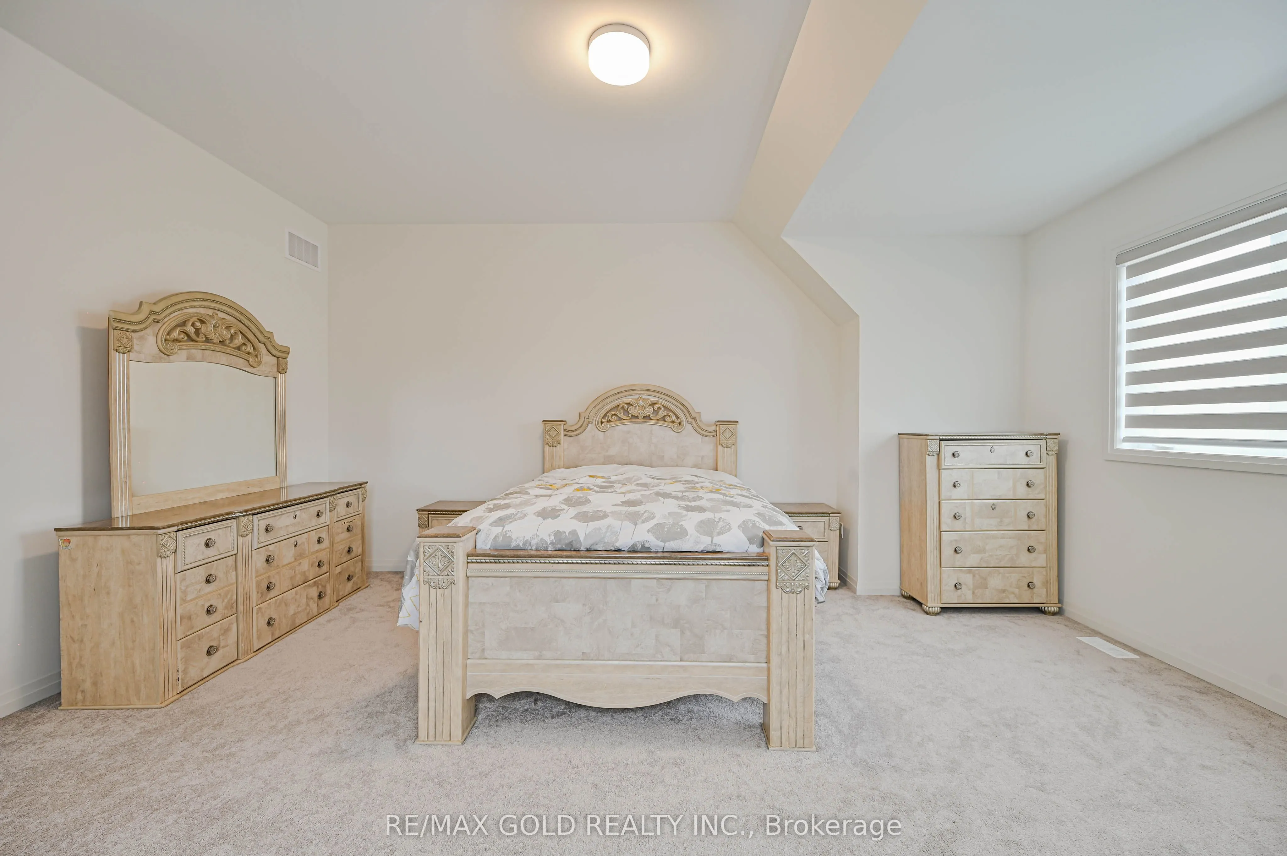 5 Elderberry Way