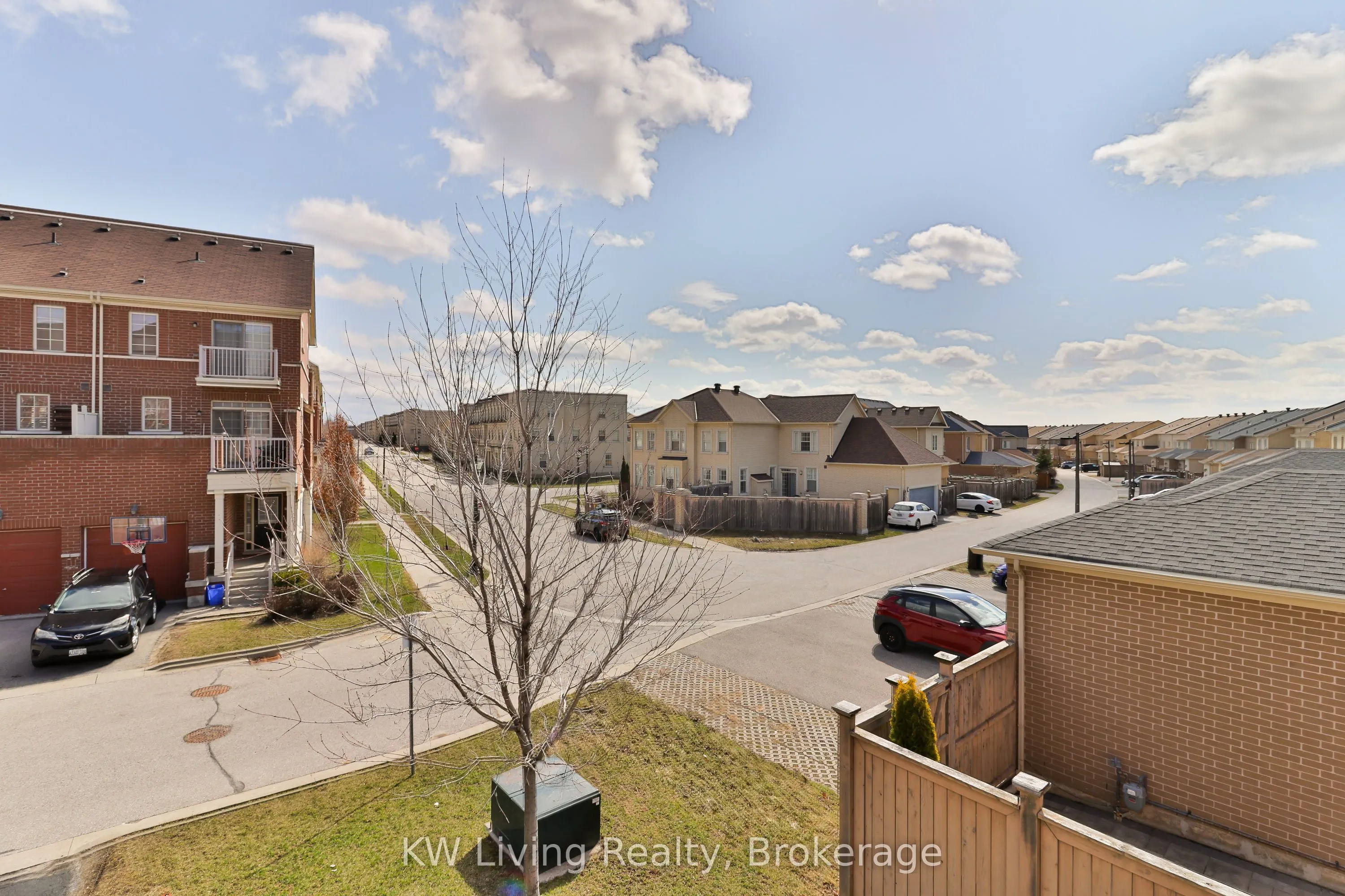 10373 Woodbine Avenue E