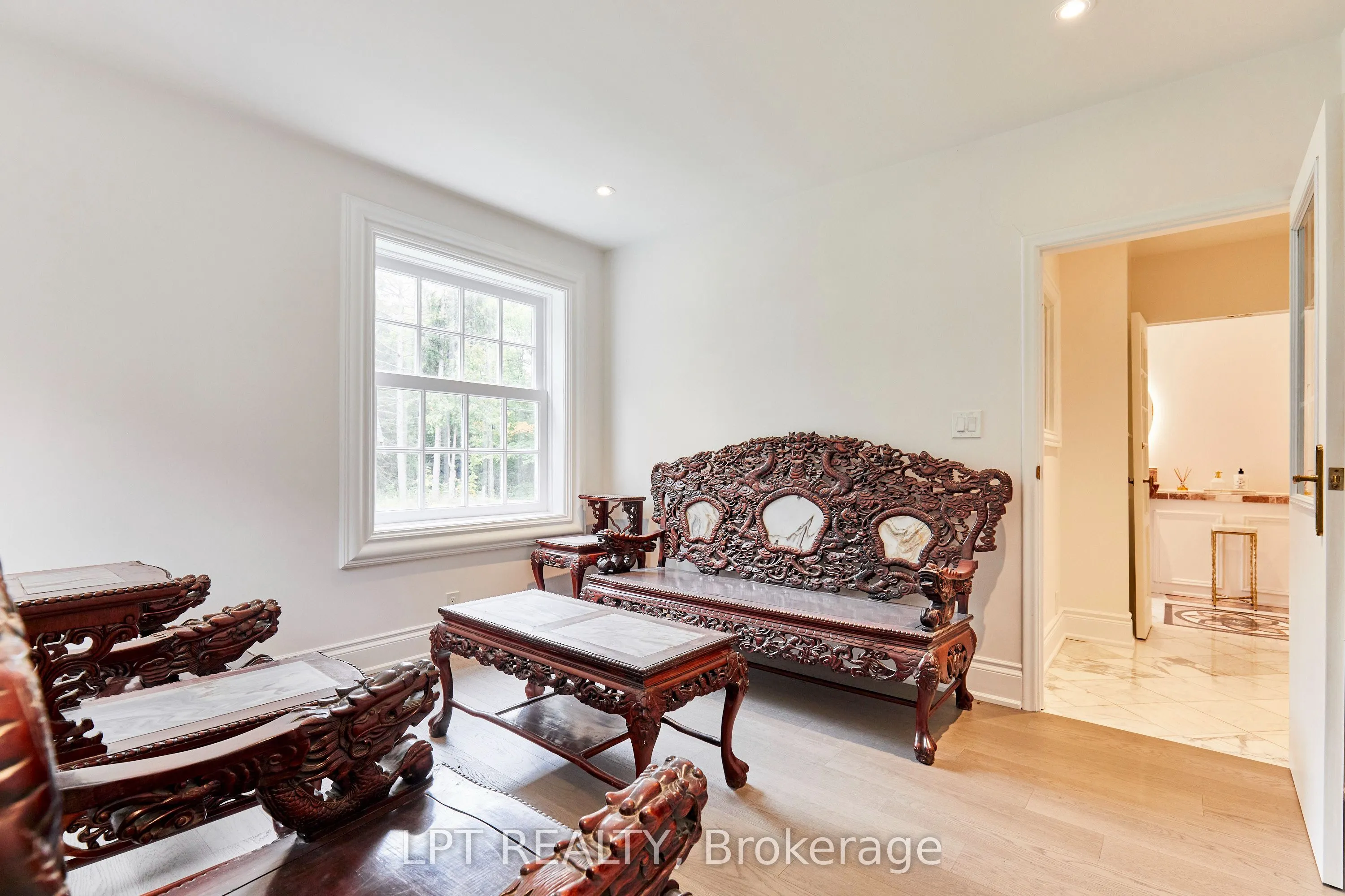 298 Wees Road