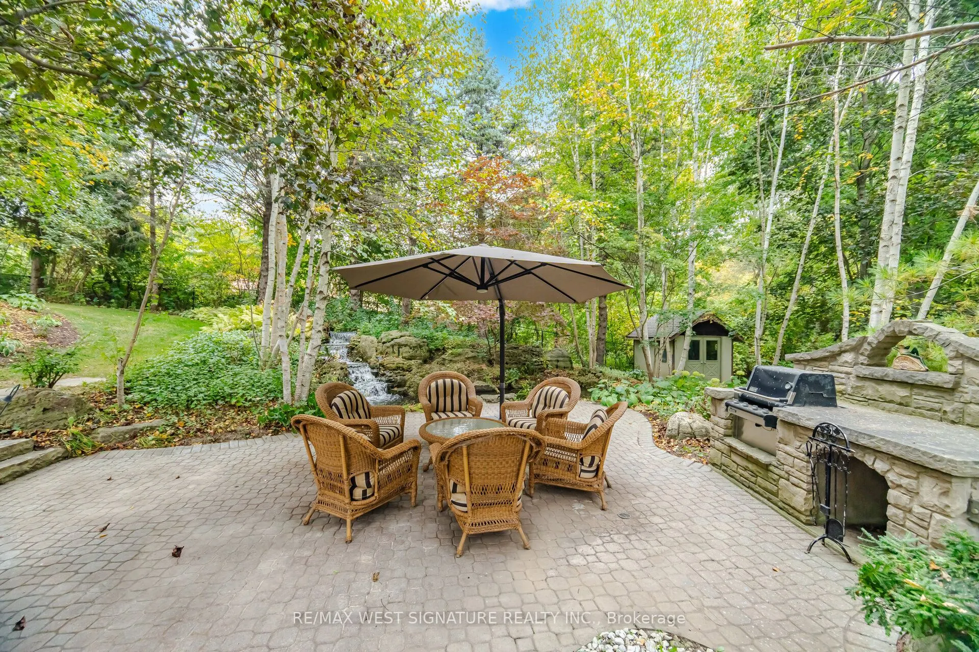 42 Hedgerow Court