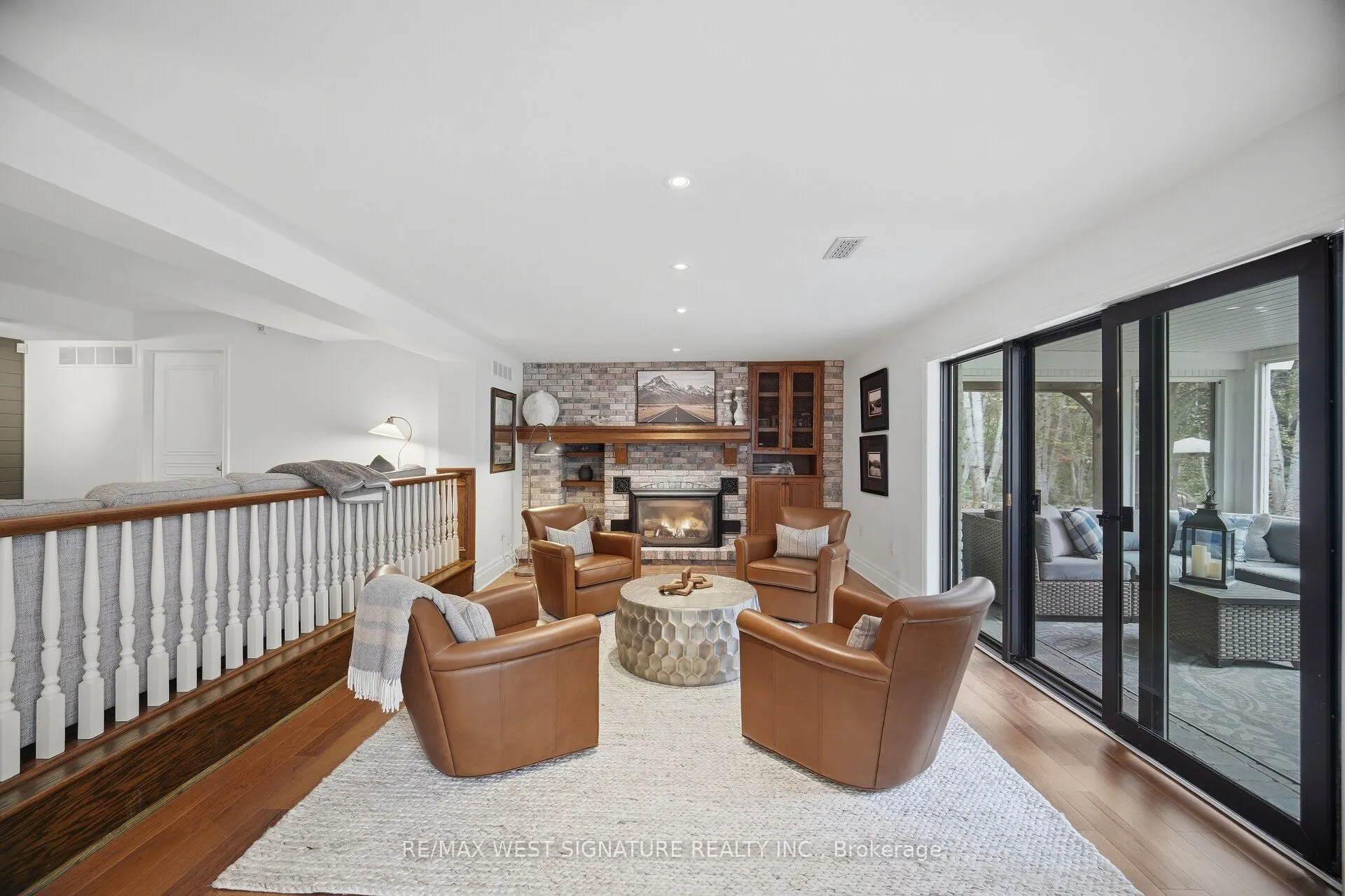 42 Hedgerow Court