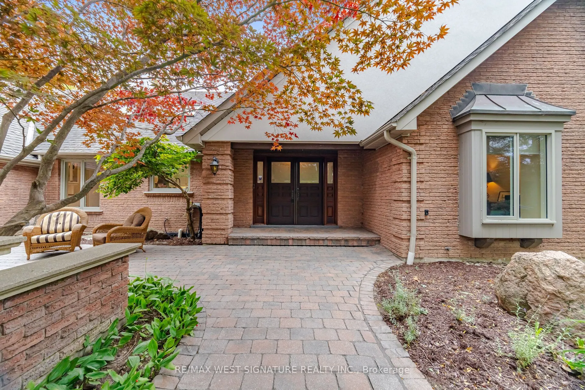 42 Hedgerow Court