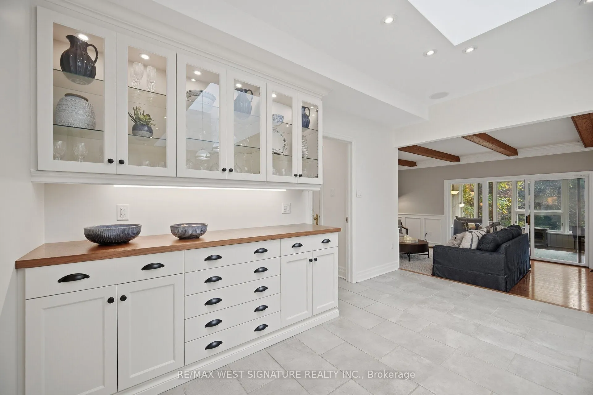 42 Hedgerow Court