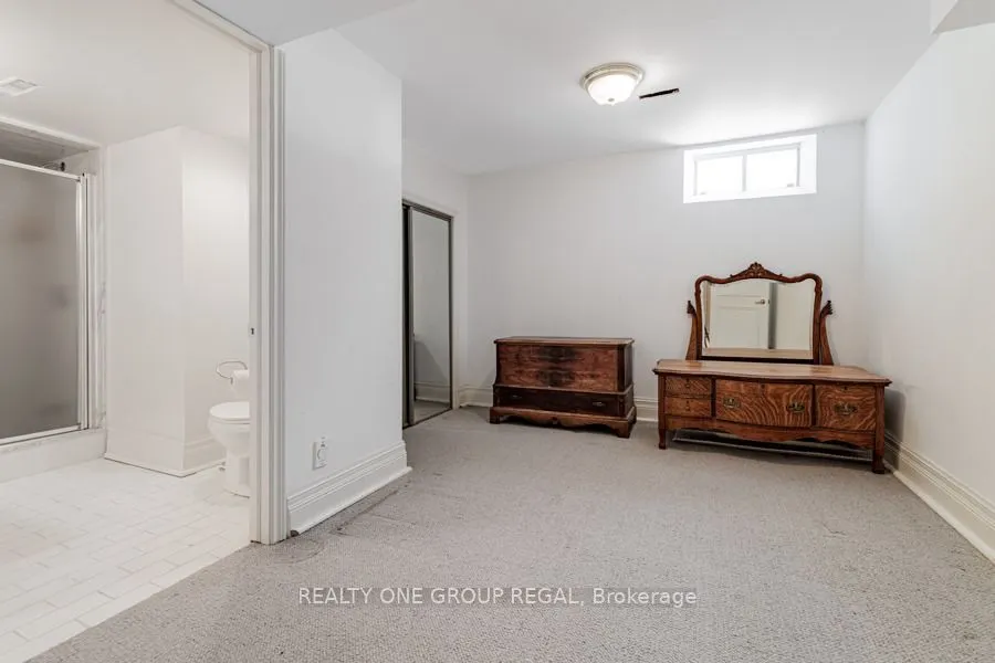 17 Dunloe Road
