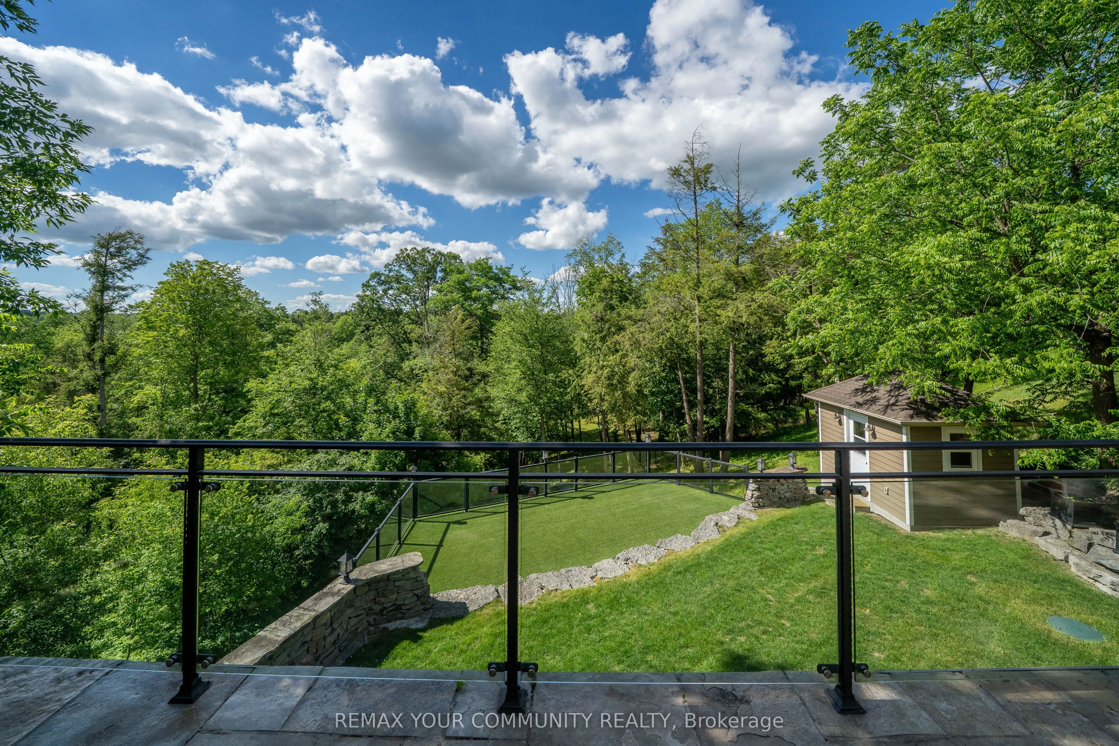 124 Elmpine Trail