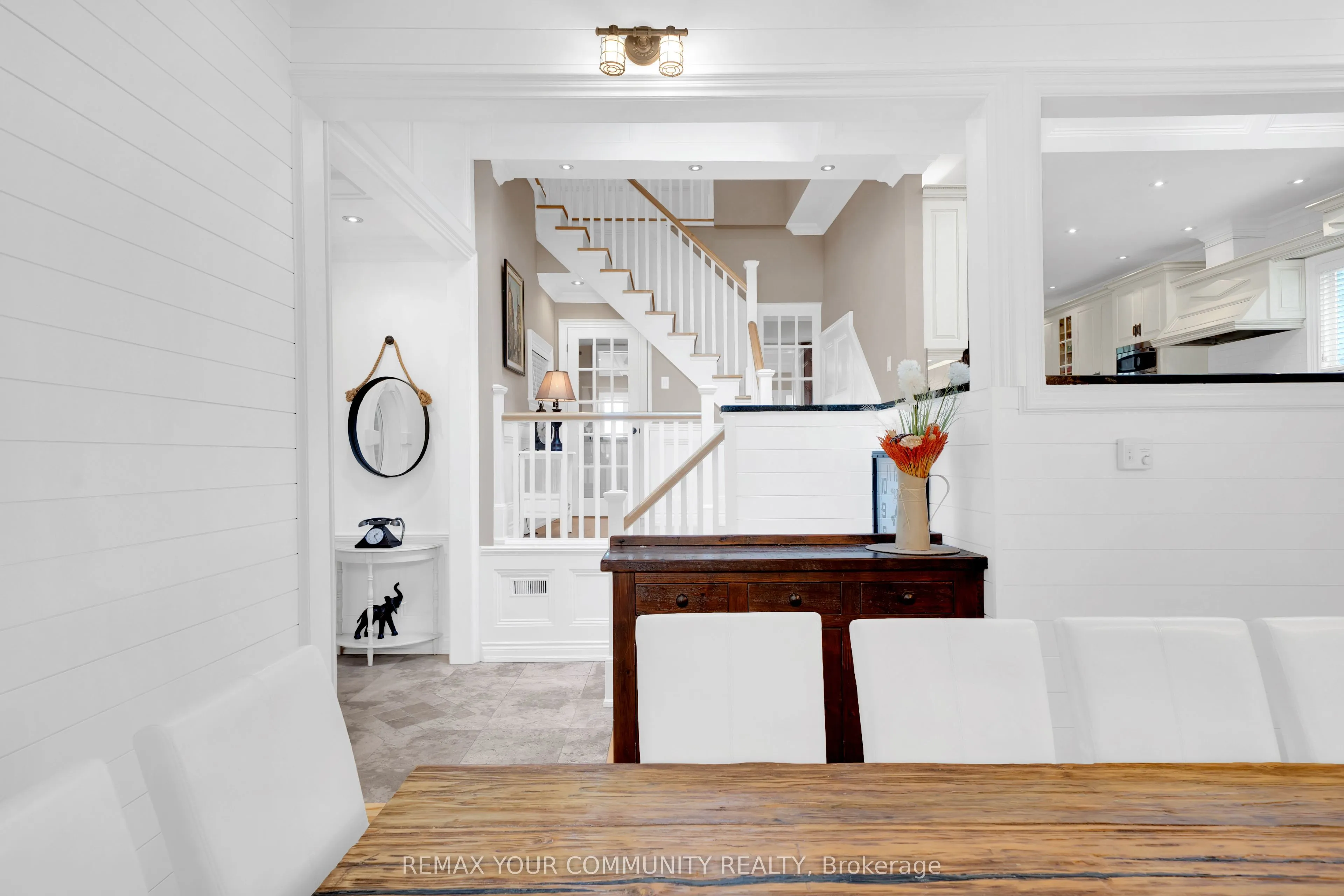 124 Elmpine Trail