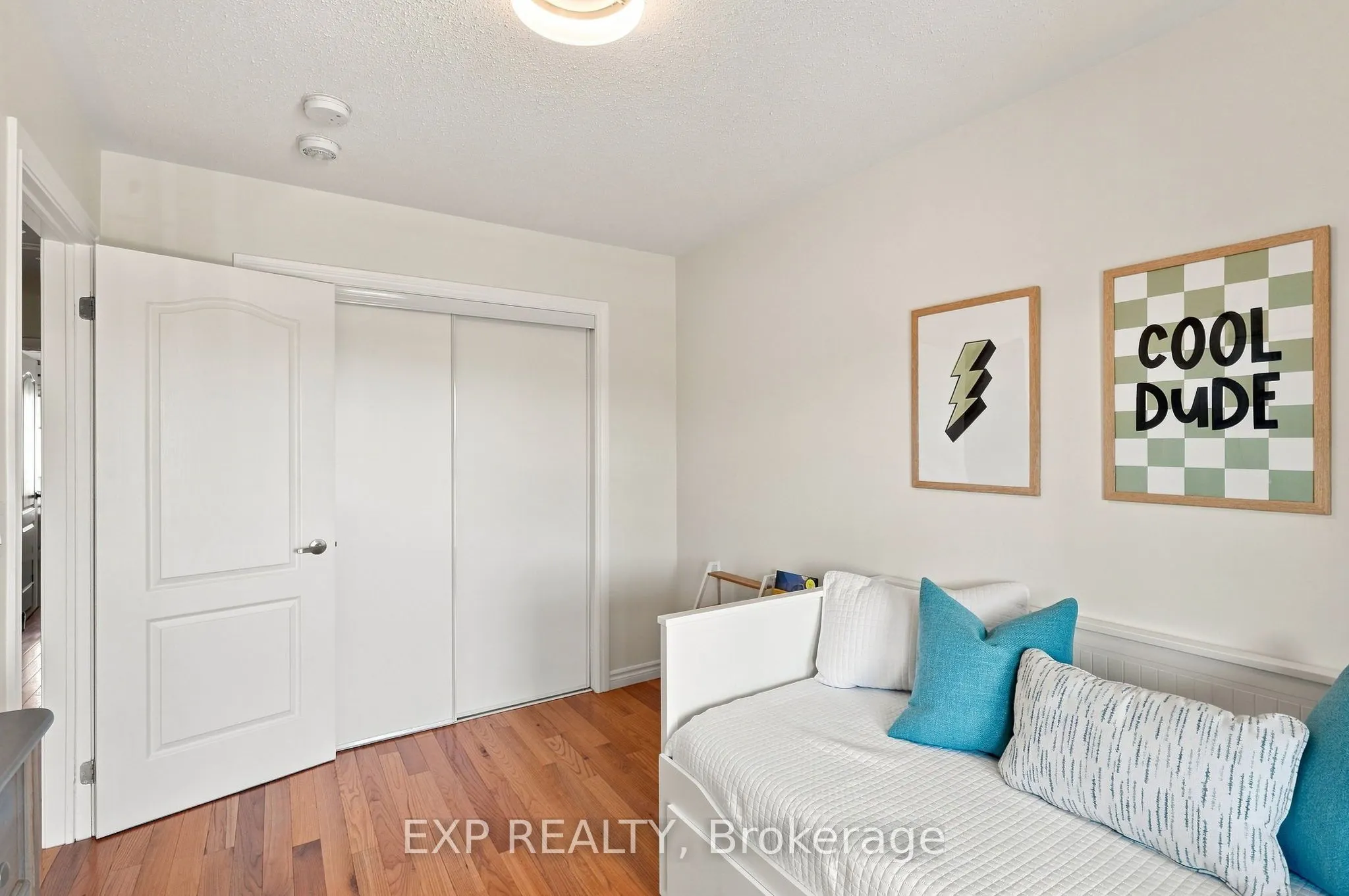 128 Chessington Avenue
