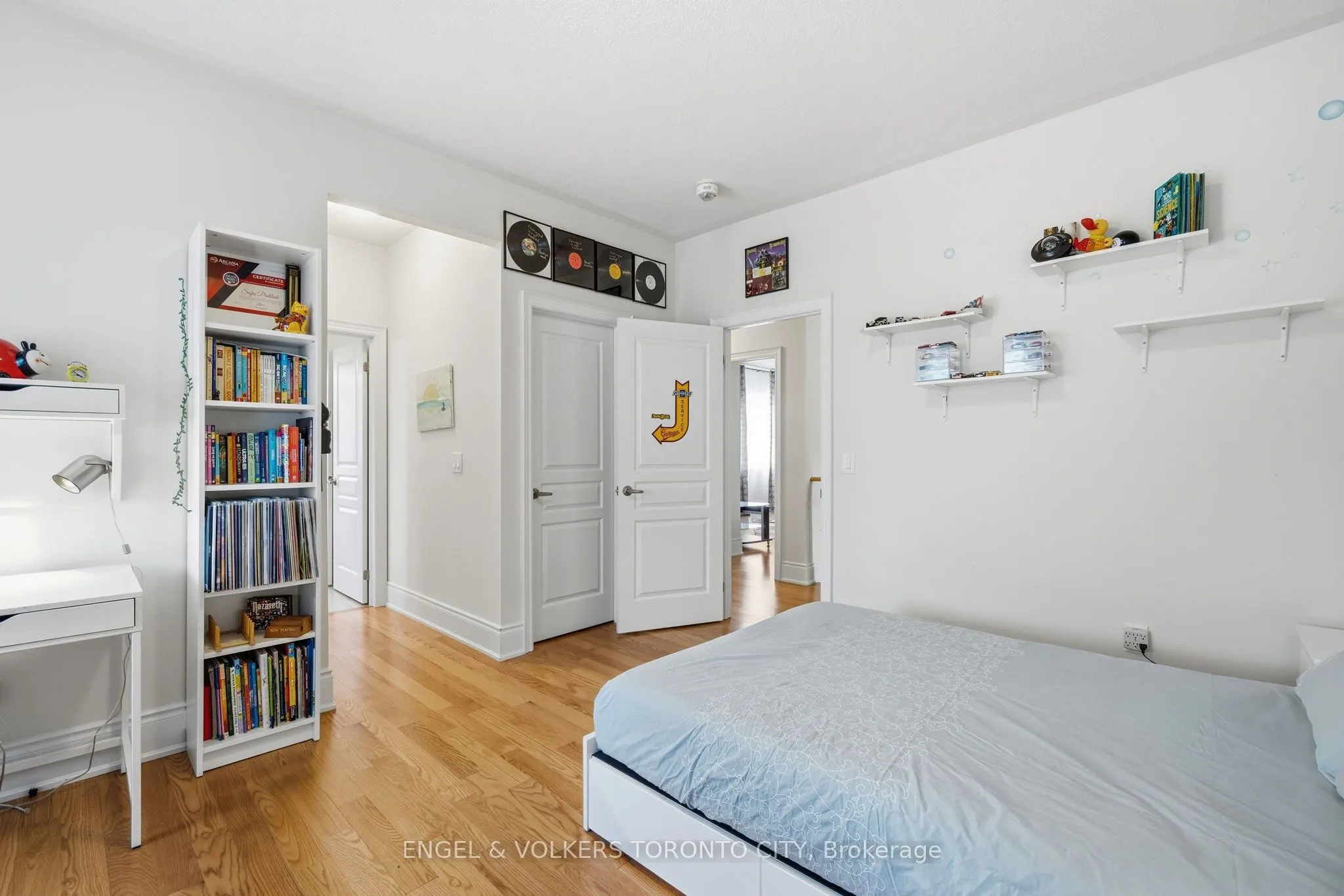 20 Parkheights Trail