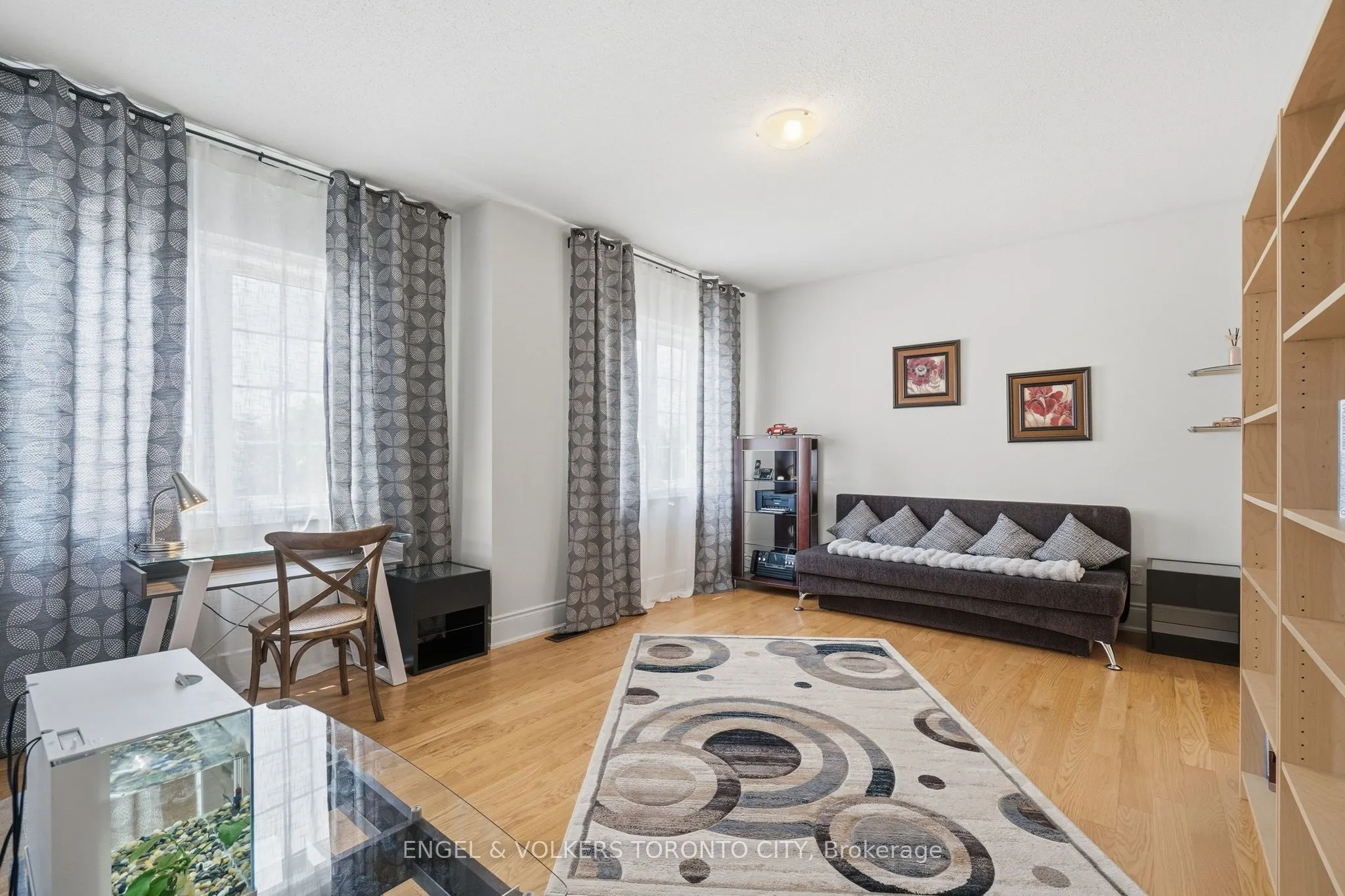 20 Parkheights Trail