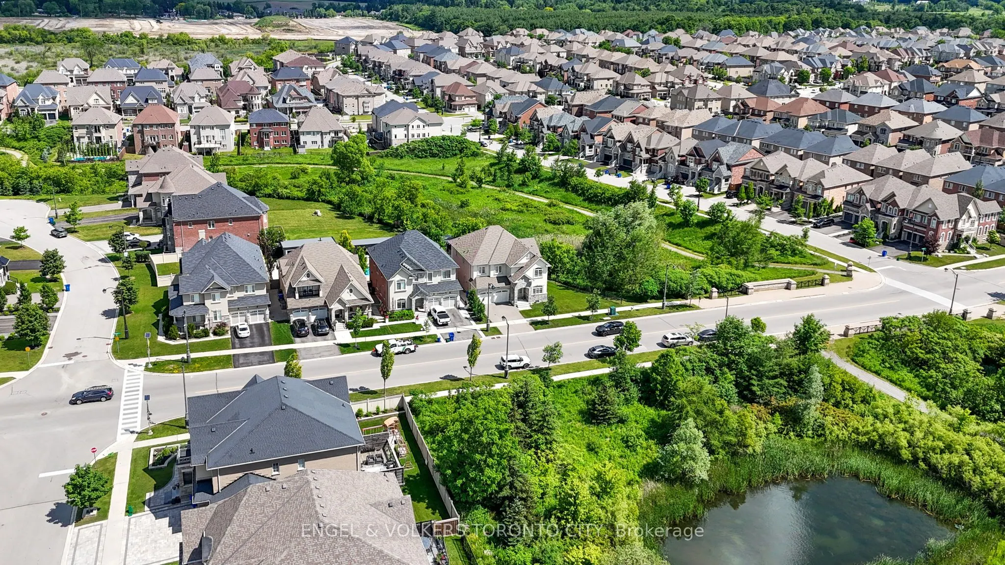 20 Parkheights Trail