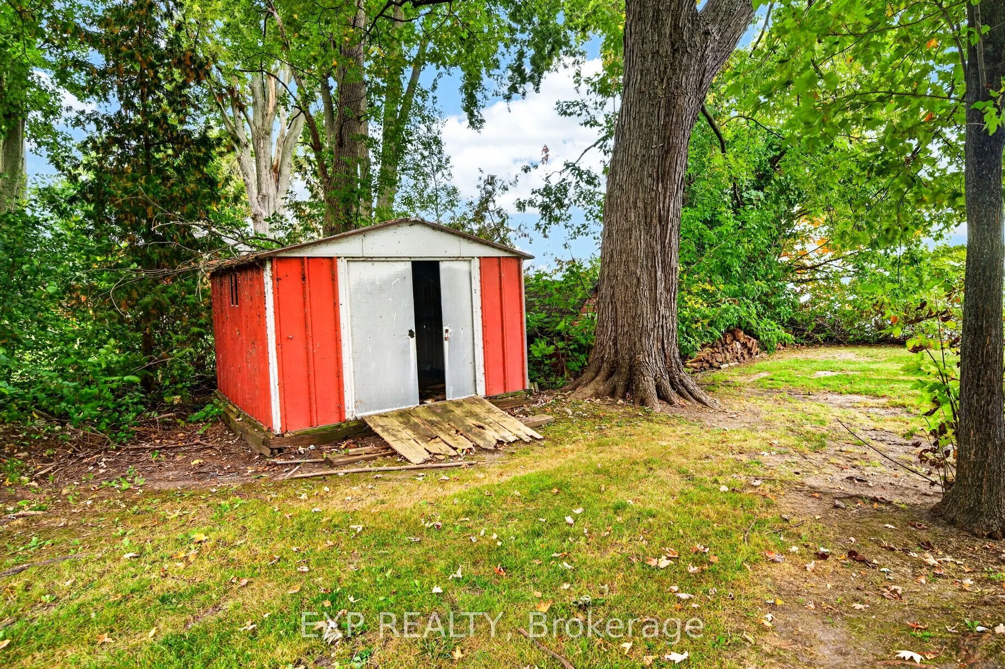 607 Duclos Point Road