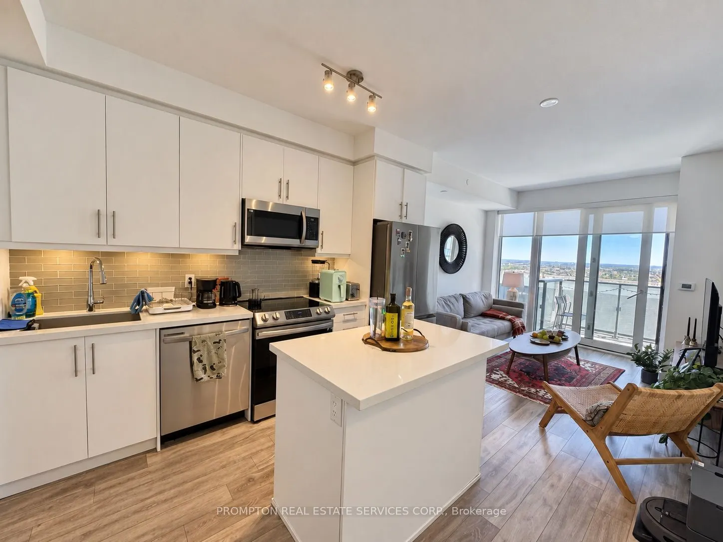 95 Oneida Crescent #LPH06