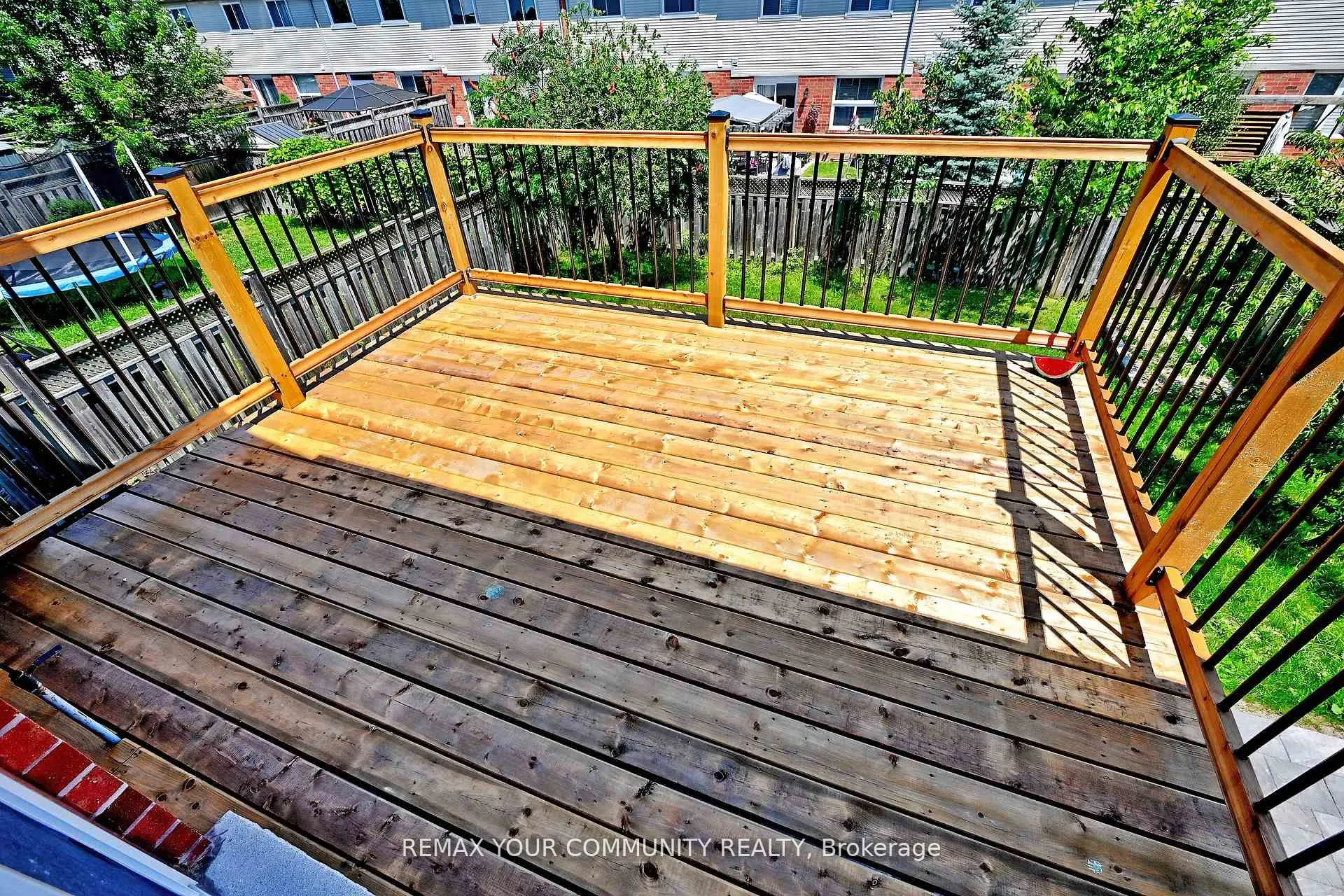 73 Laurendale Avenue