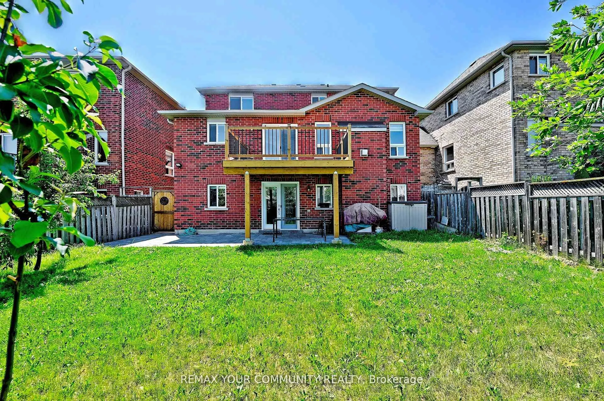 73 Laurendale Avenue
