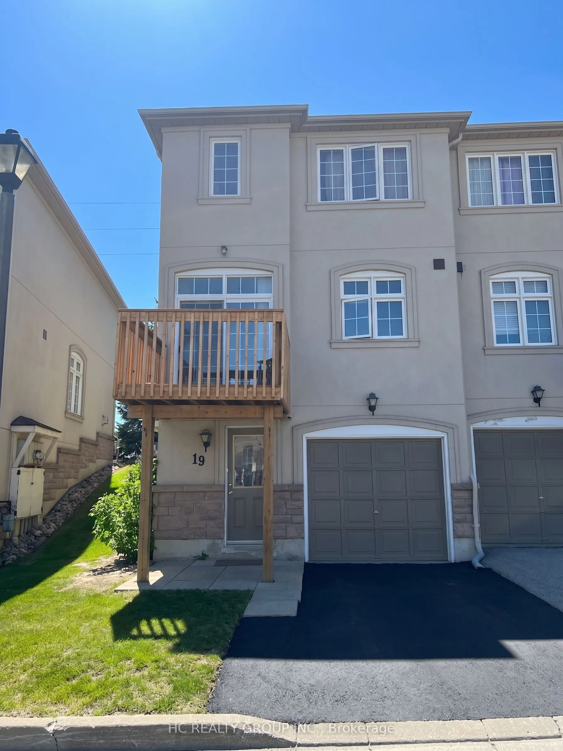 10 Post Oak Drive #19