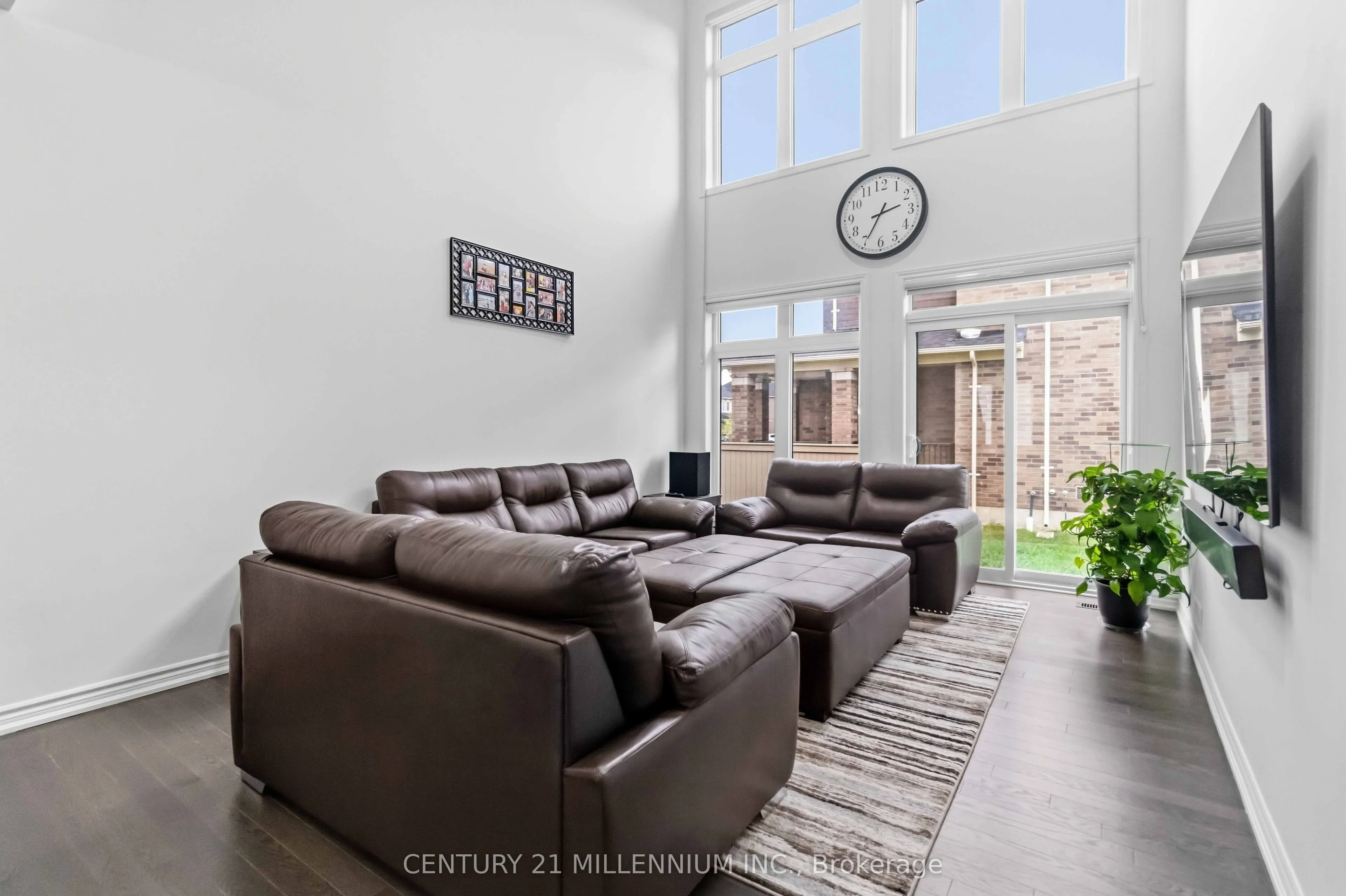 24 Mayapple Street