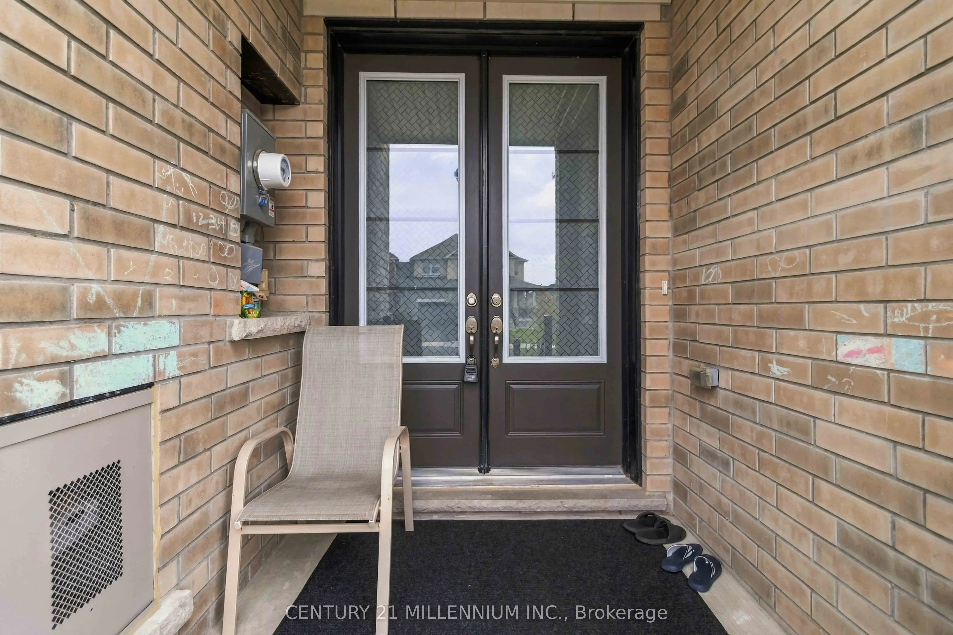 24 Mayapple Street