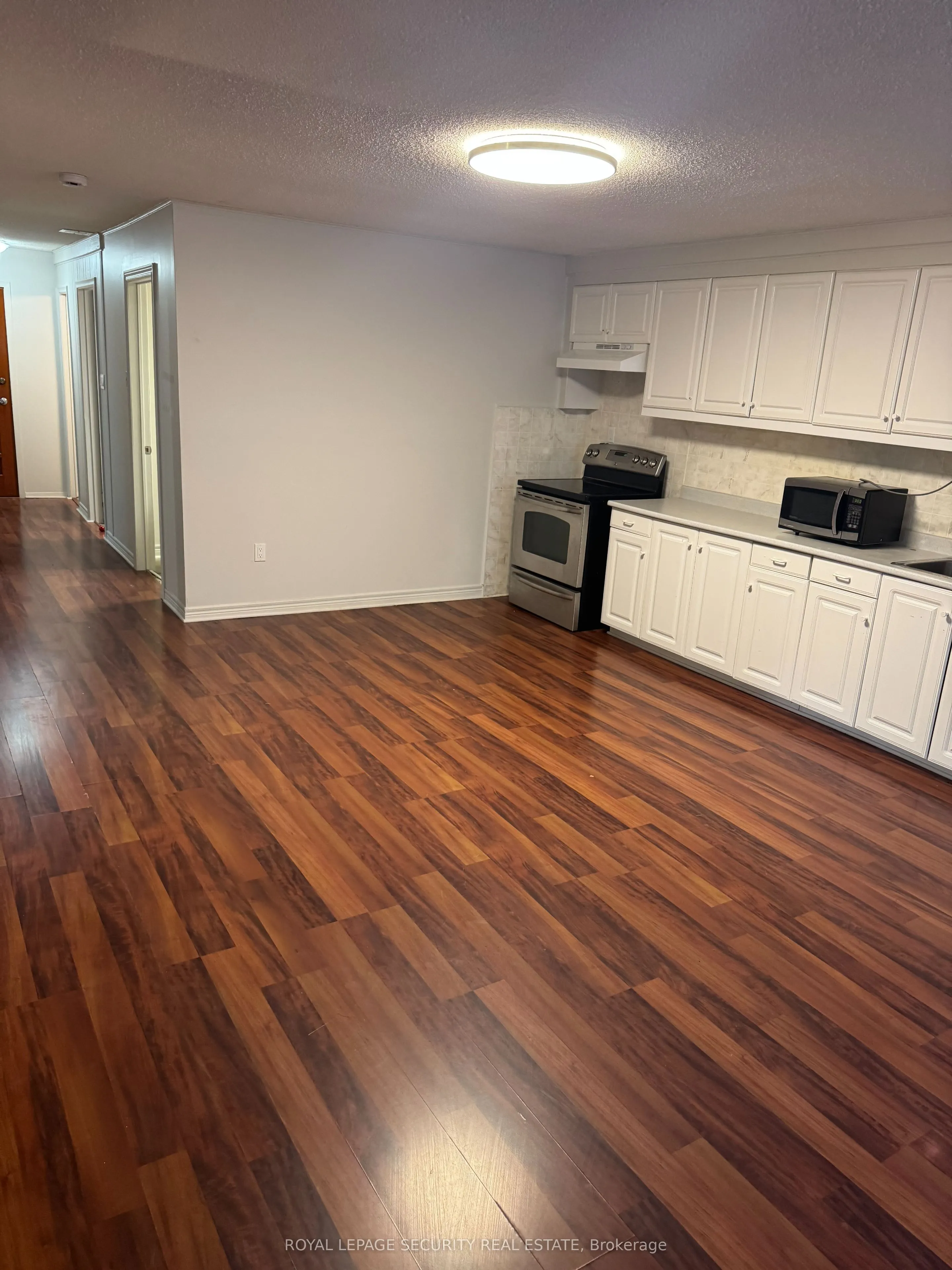 10432 Islington Avenue #Lower B