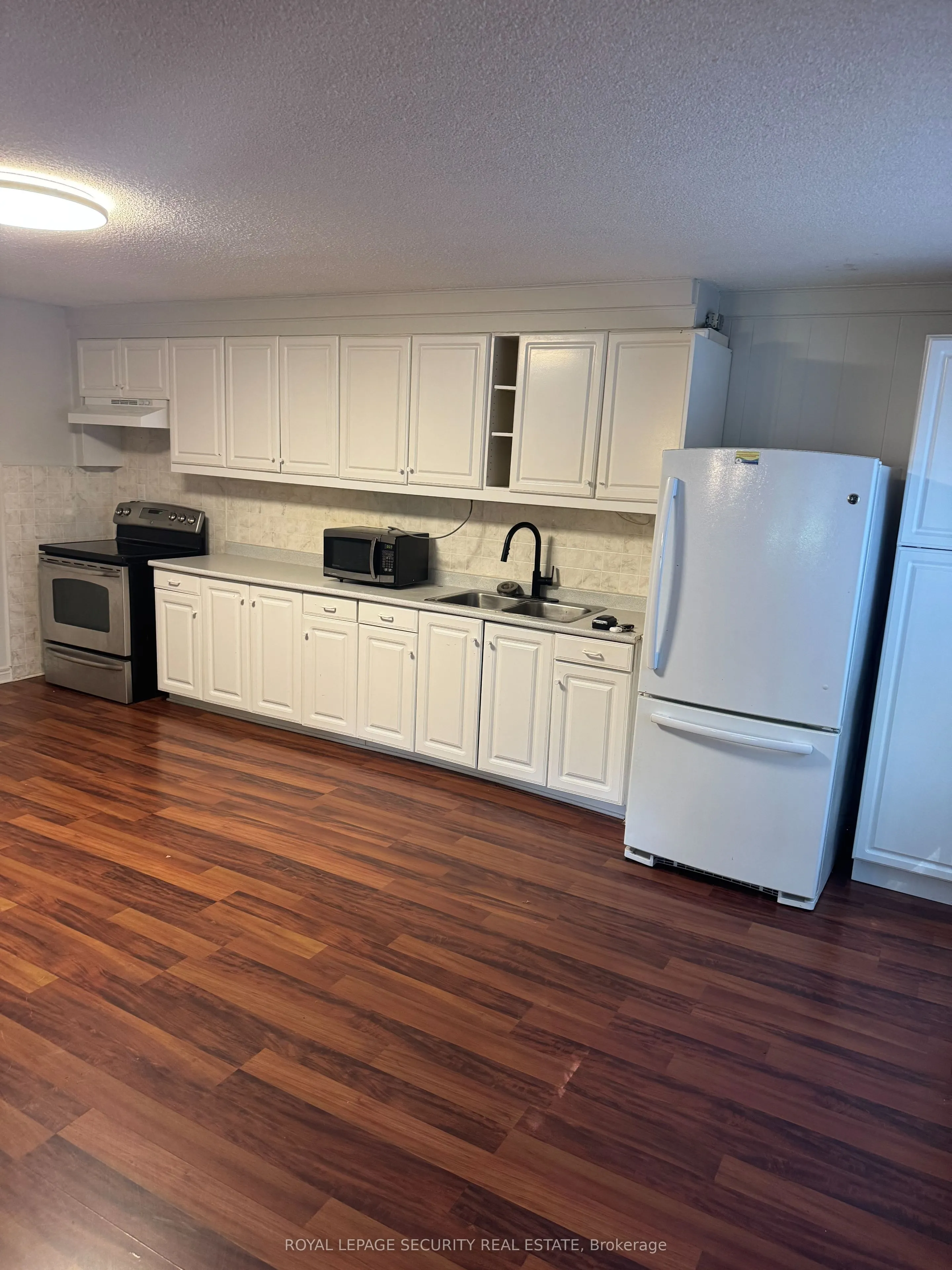 10432 Islington Avenue #Lower B