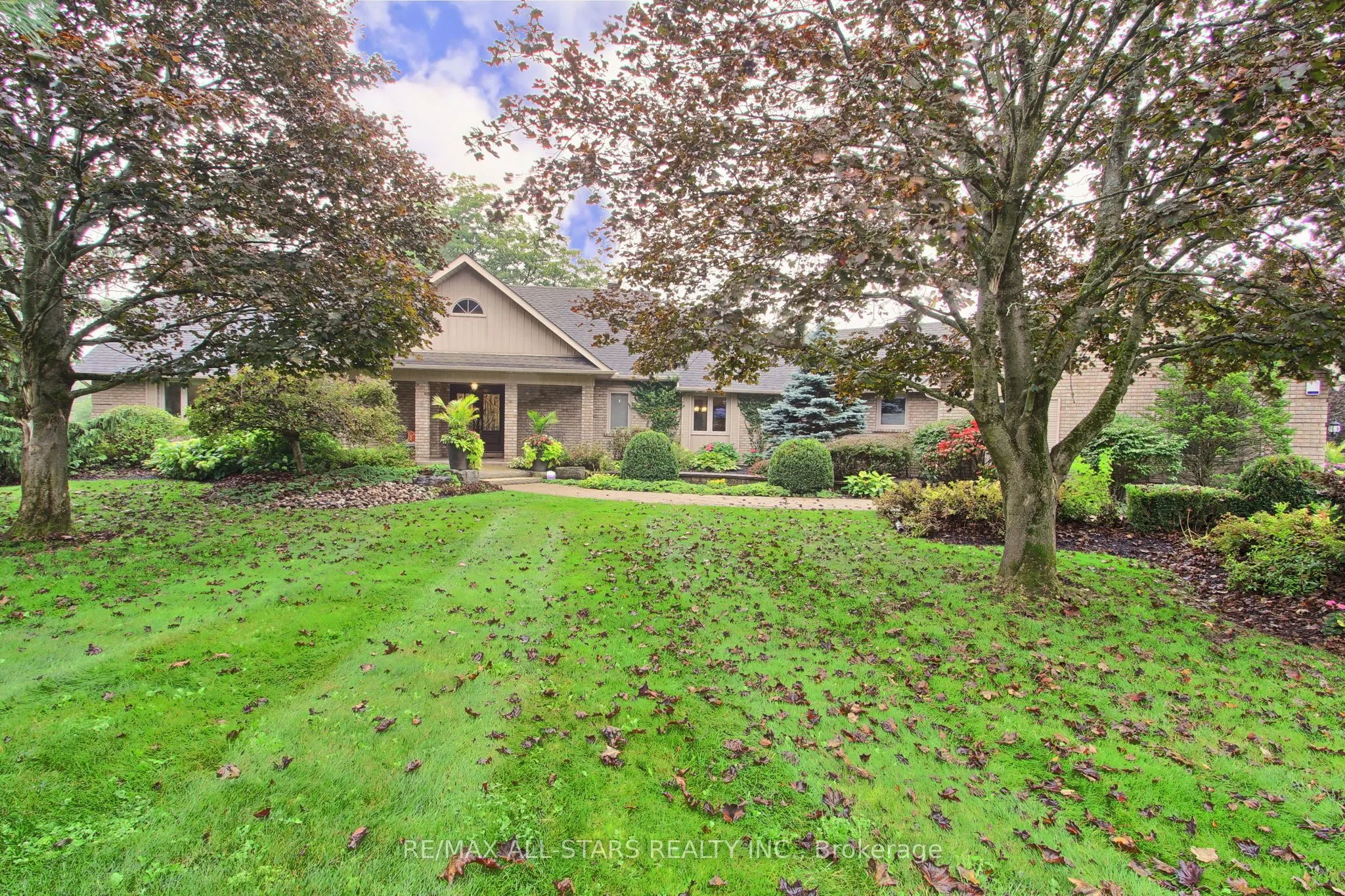 15 Lobraico Lane