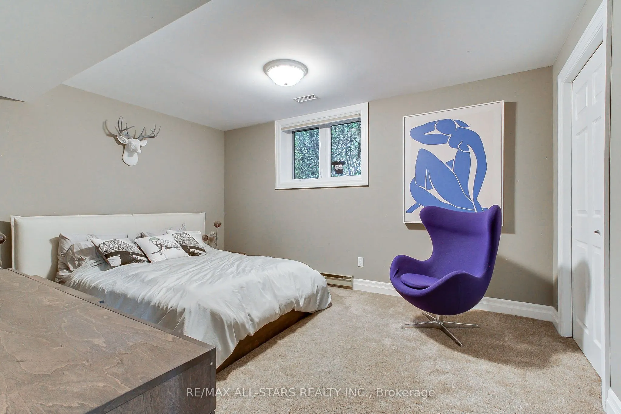 15 Lobraico Lane