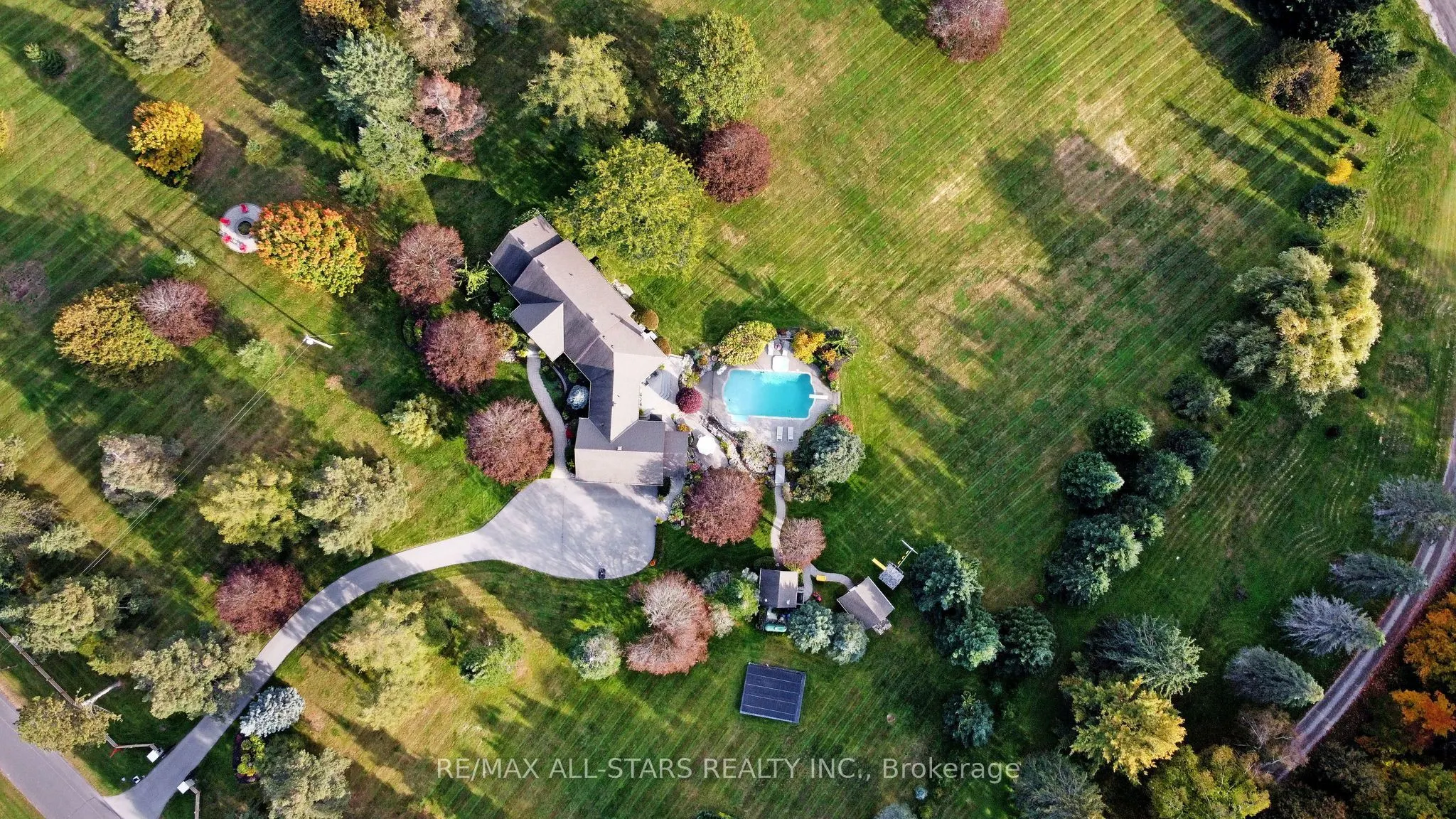 15 Lobraico Lane
