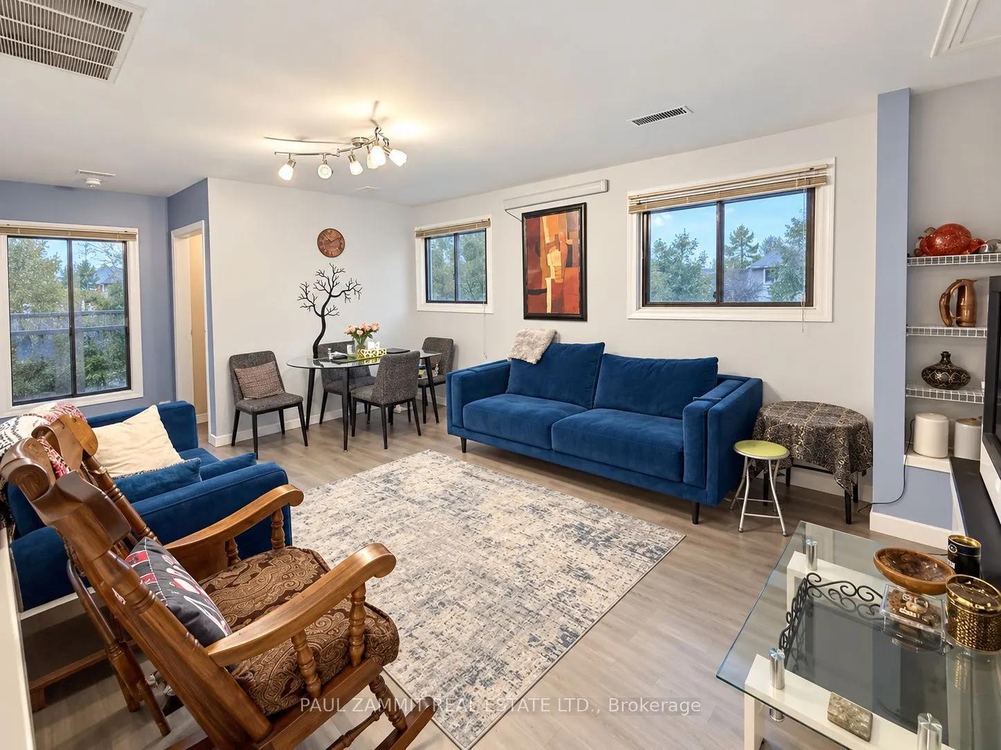58 Morgan Avenue #2 Flr