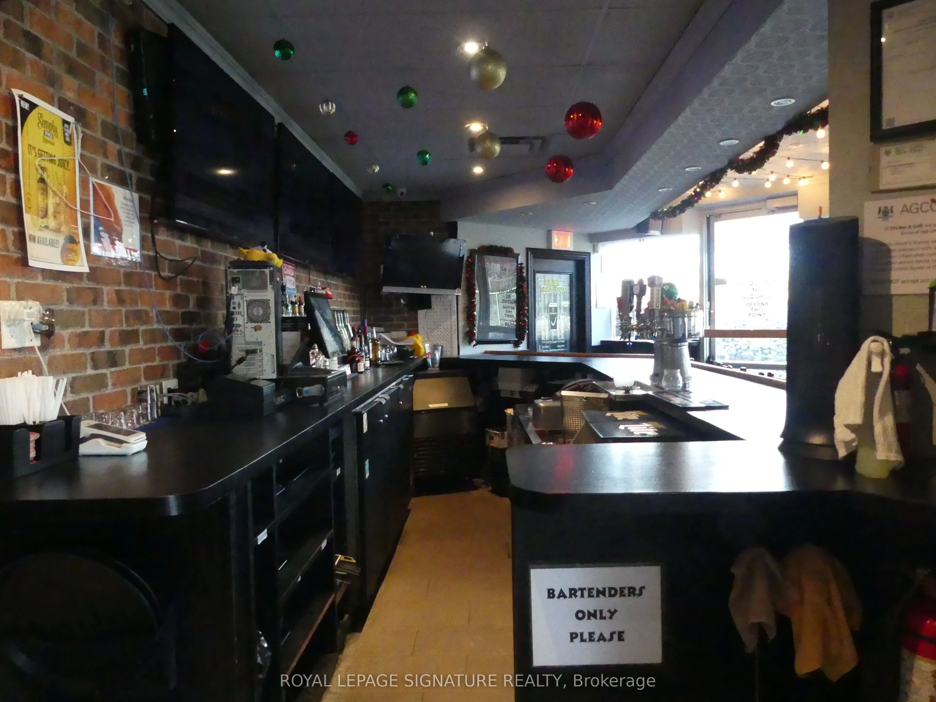 17335 Yonge Street #12