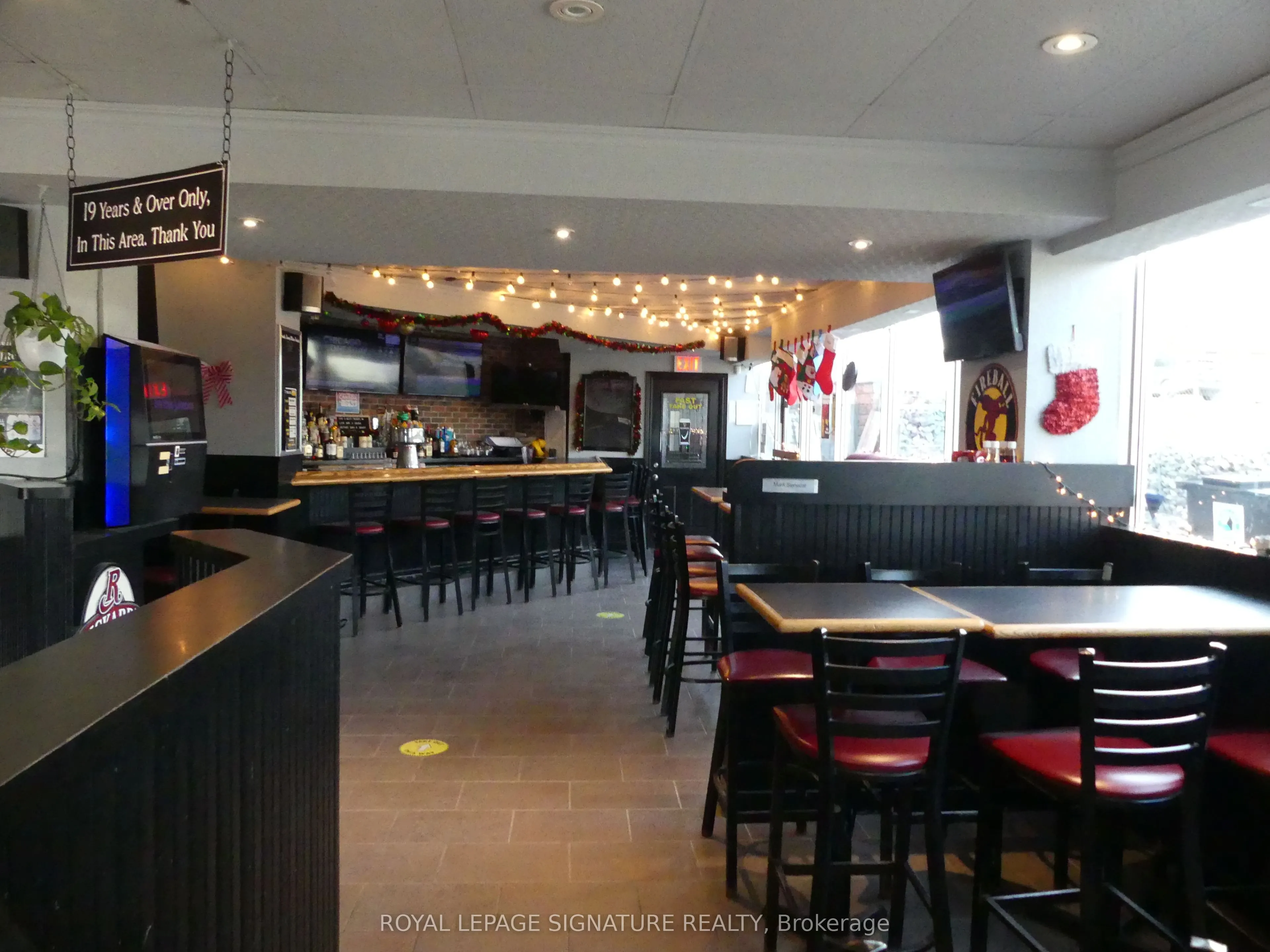 17335 Yonge Street #12