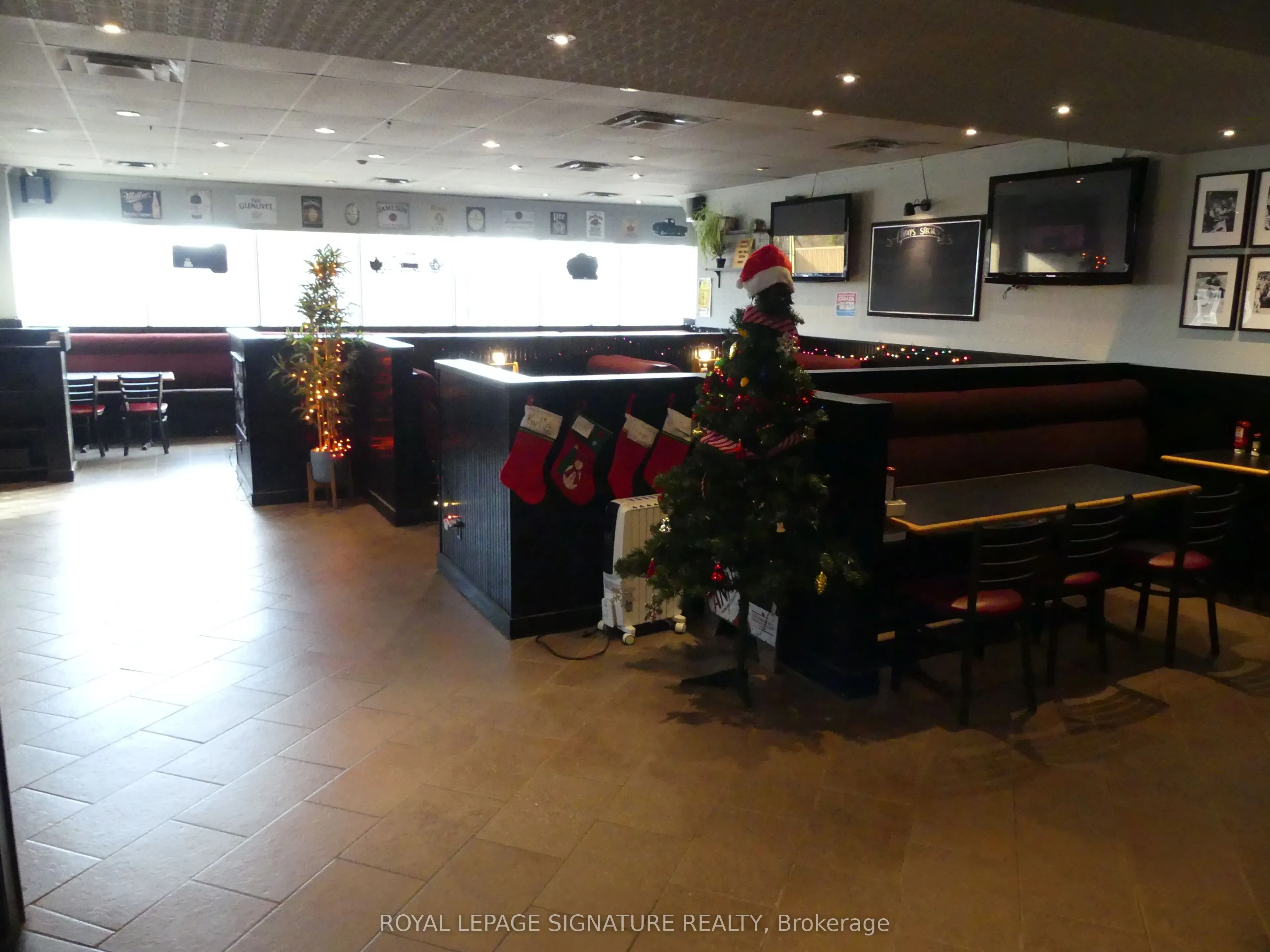 17335 Yonge Street #12