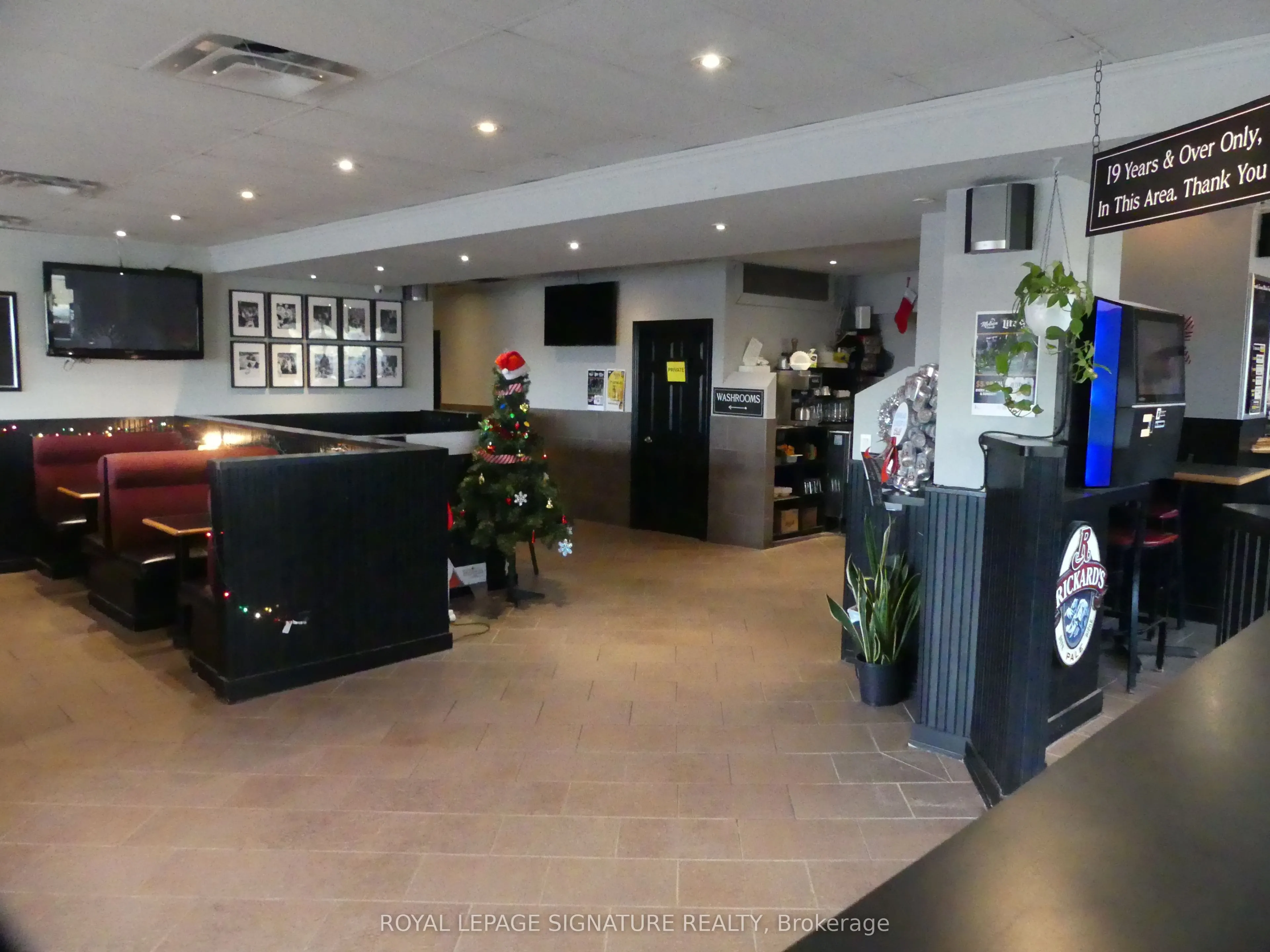 17335 Yonge Street #12