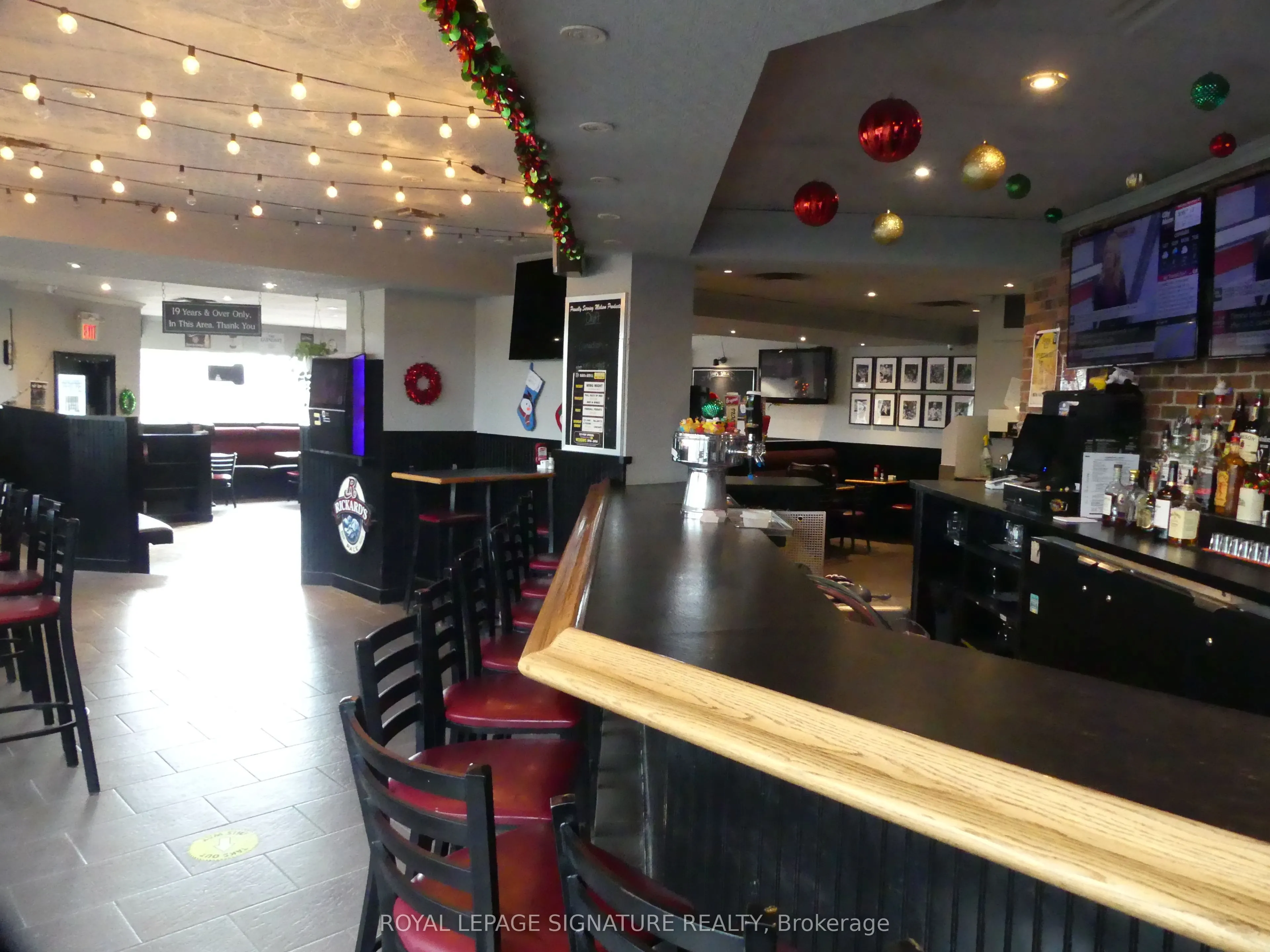 17335 Yonge Street #12