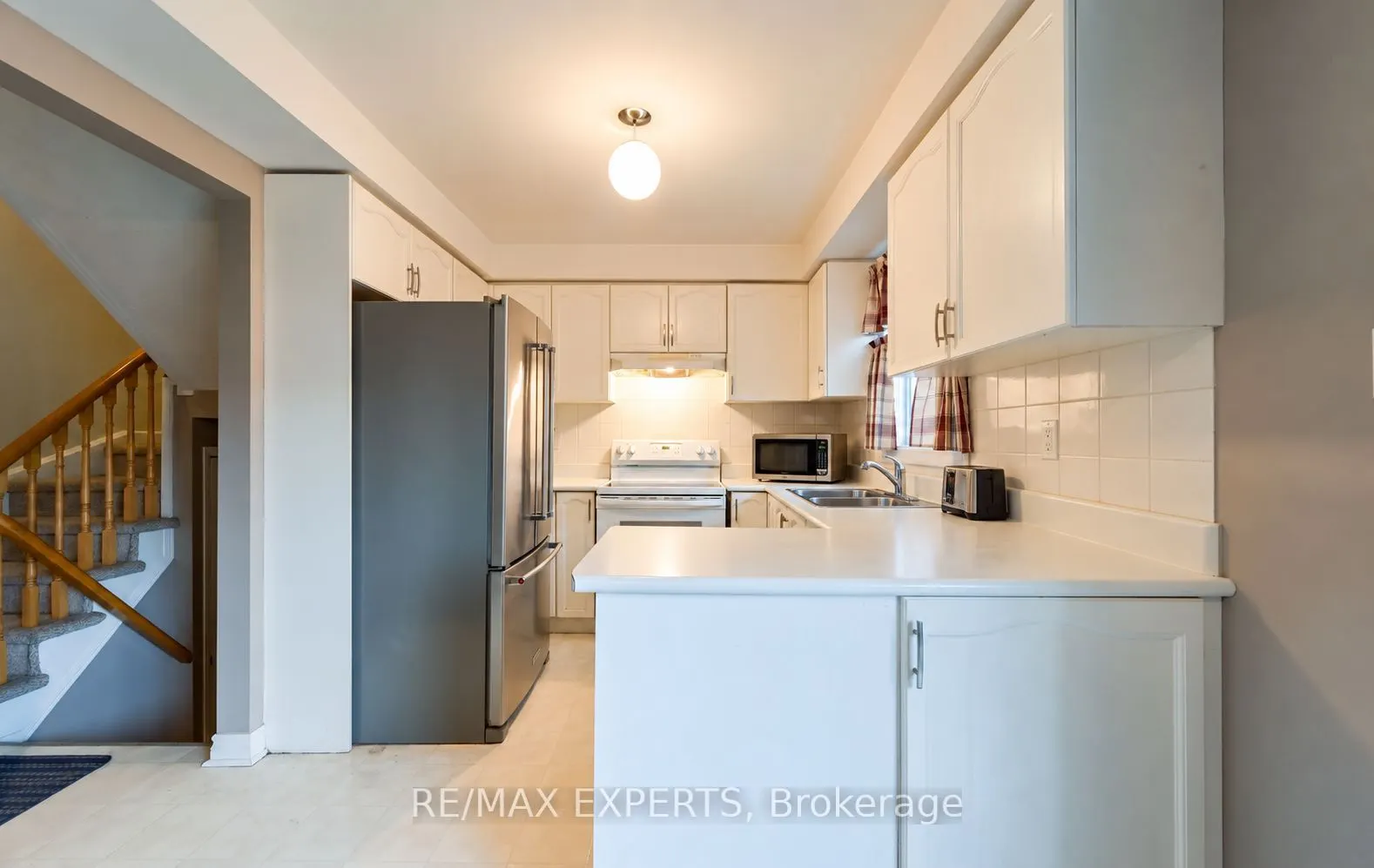 60 Darling Crescent