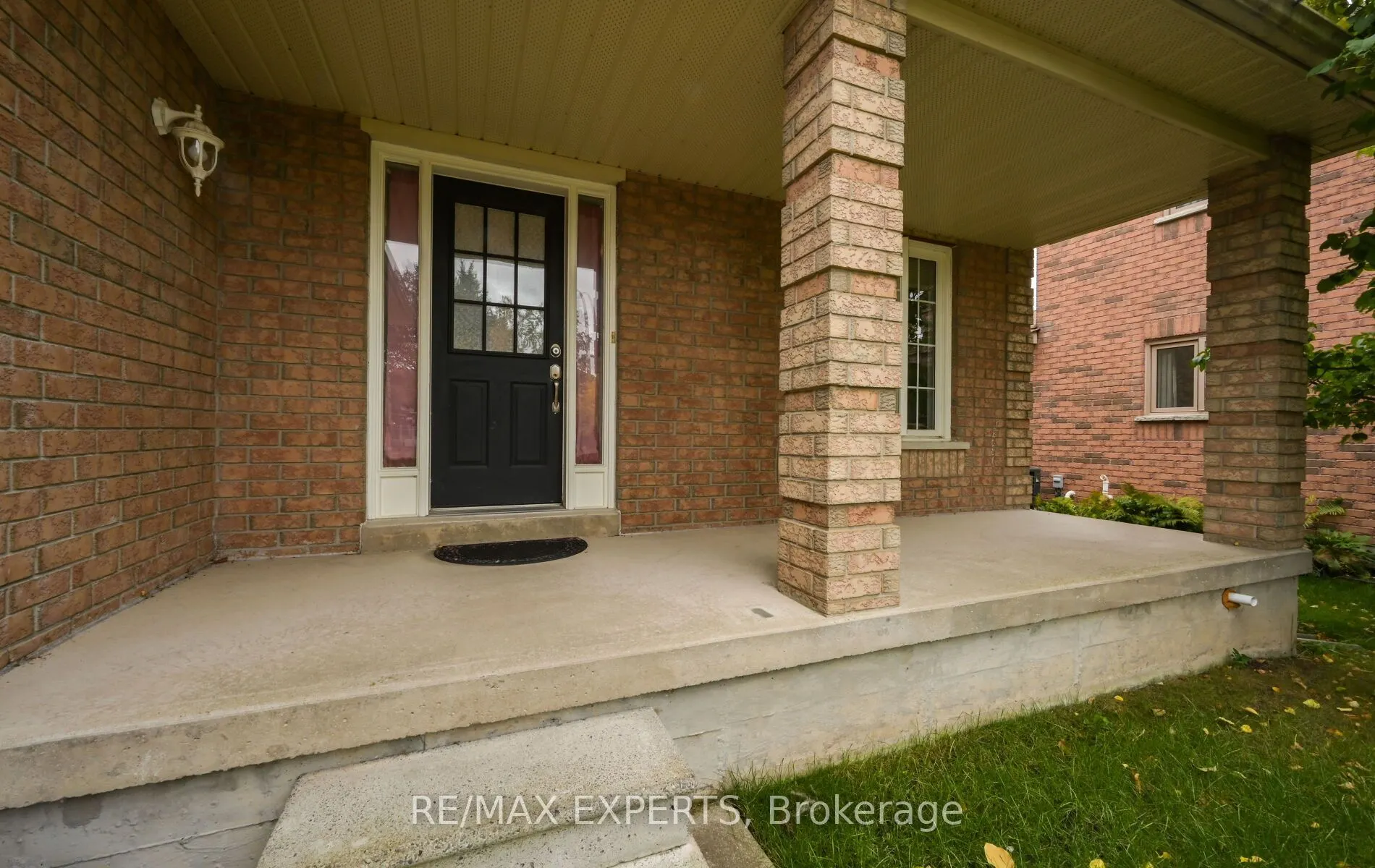 60 Darling Crescent