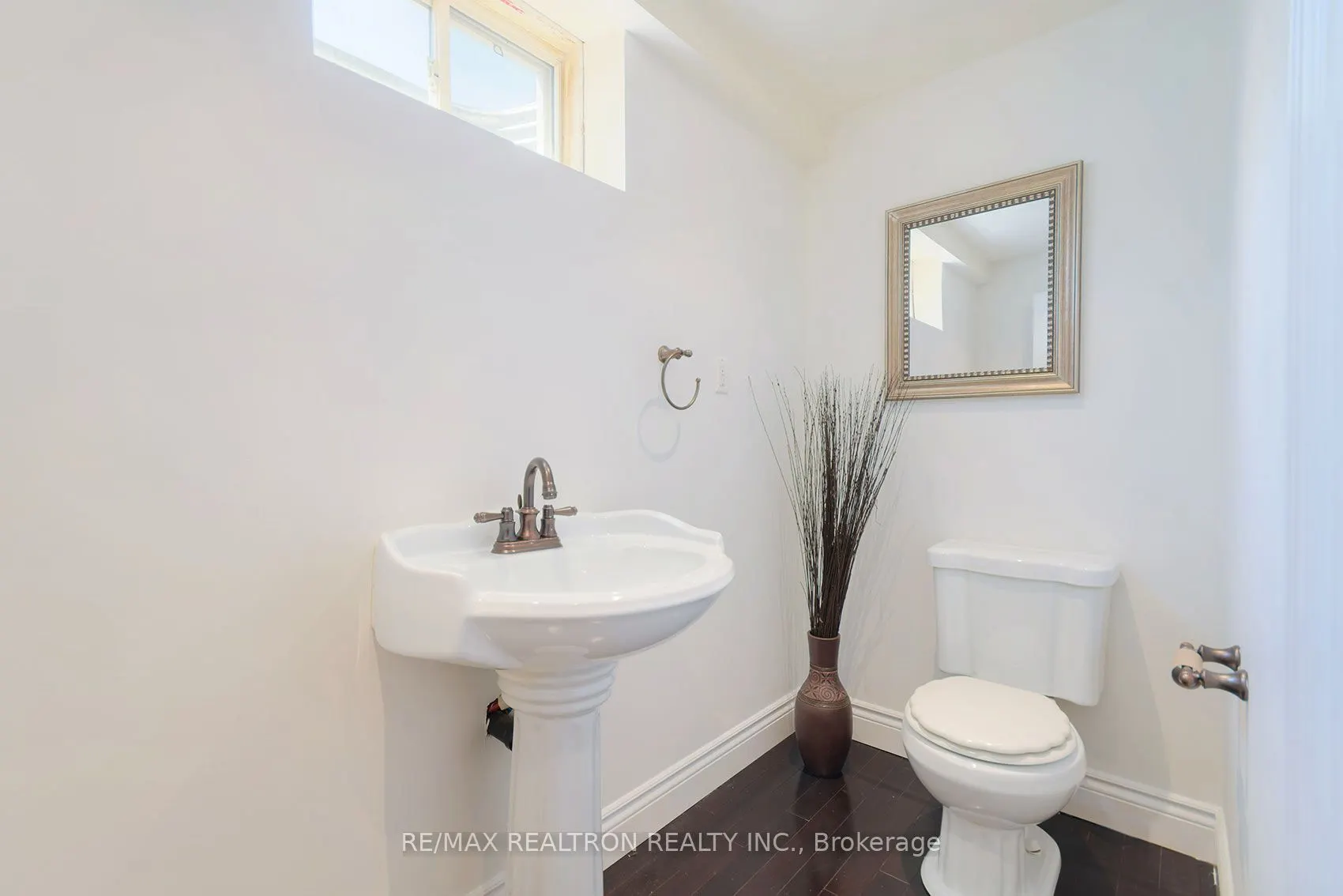 14 Hagen Hollow