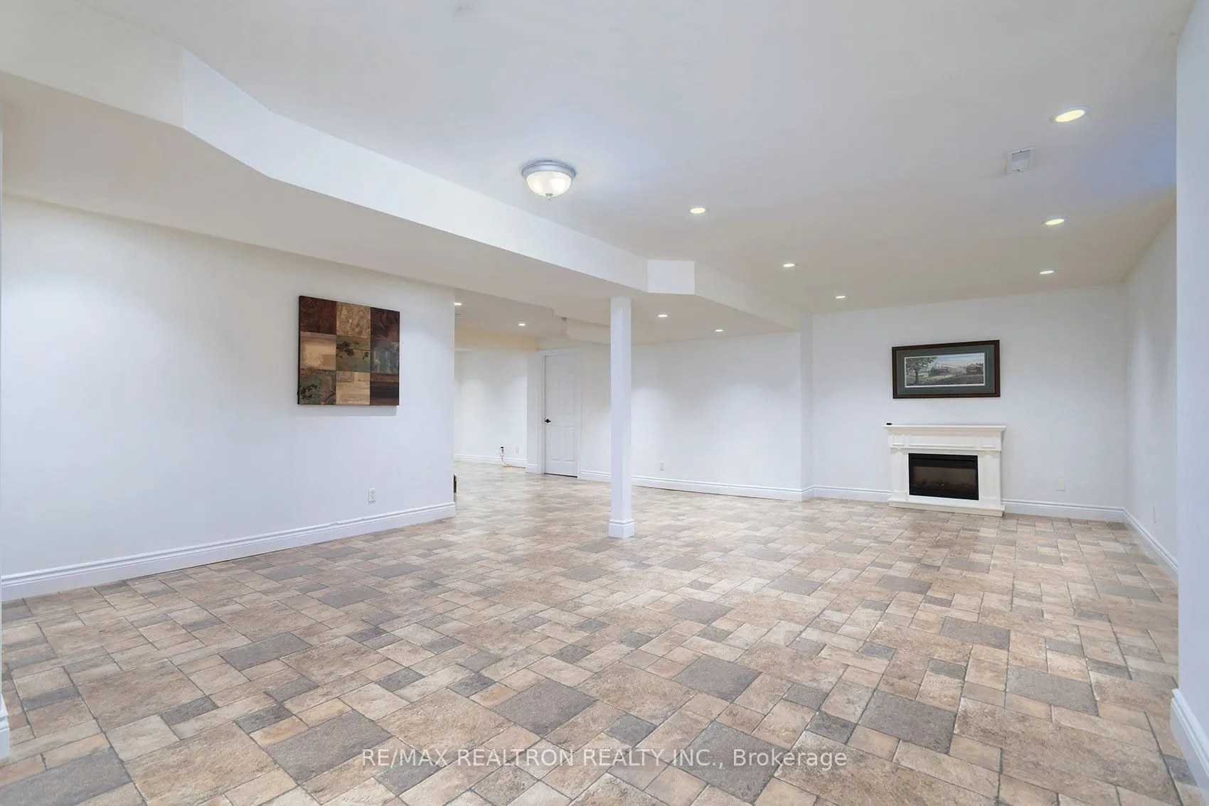 14 Hagen Hollow