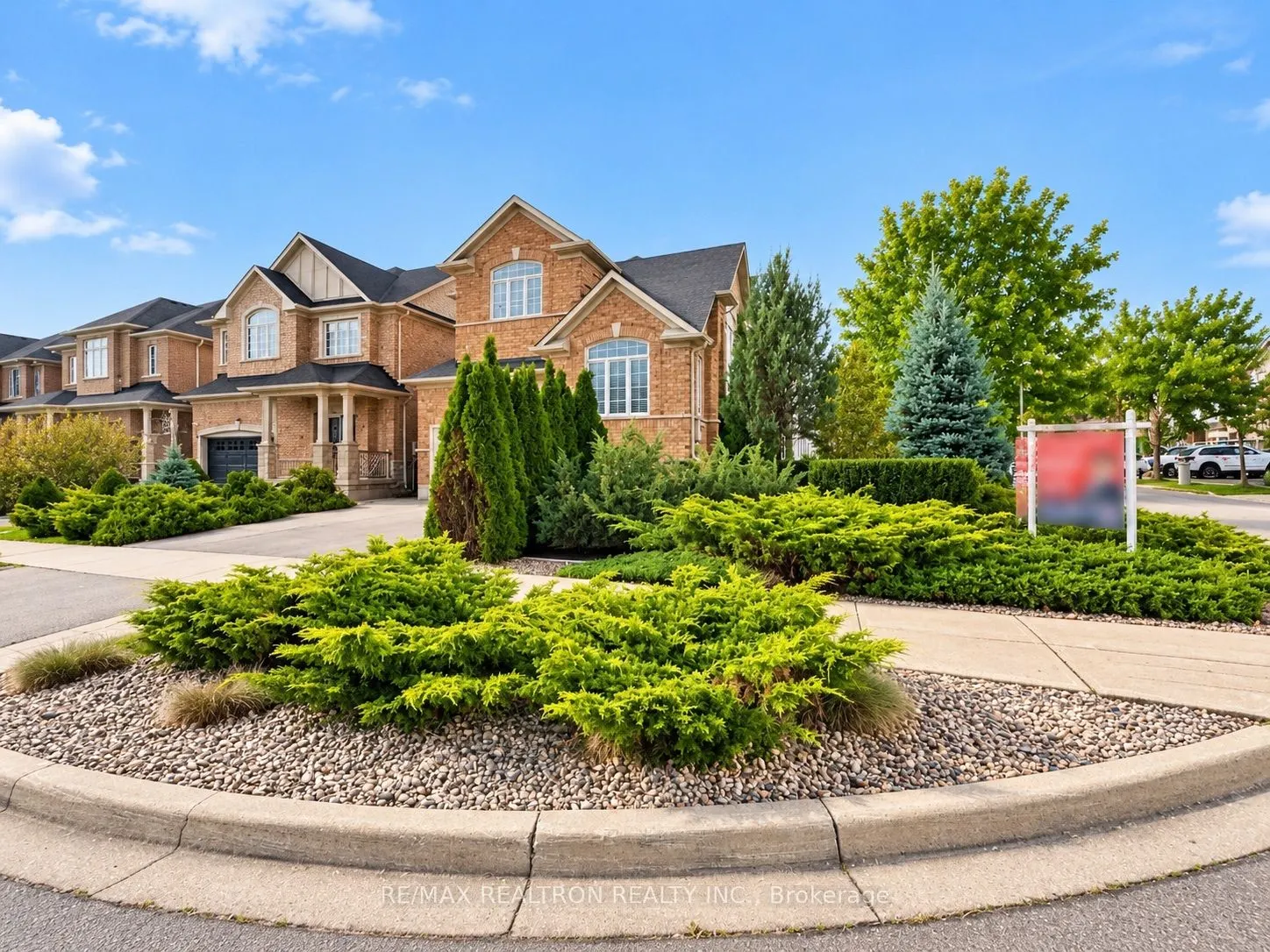 405 Lauderdale Drive
