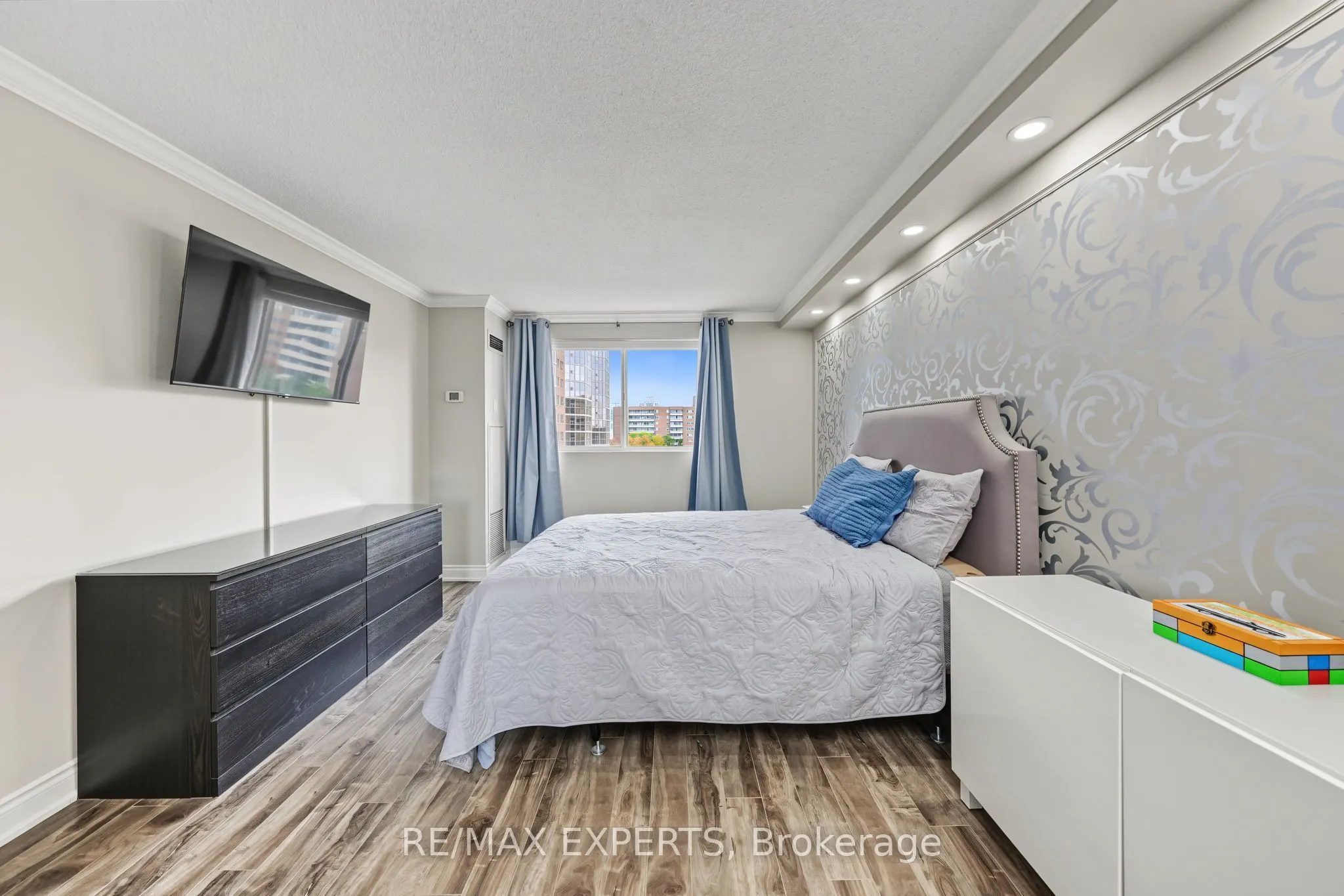 5 Weldrick Road W #605