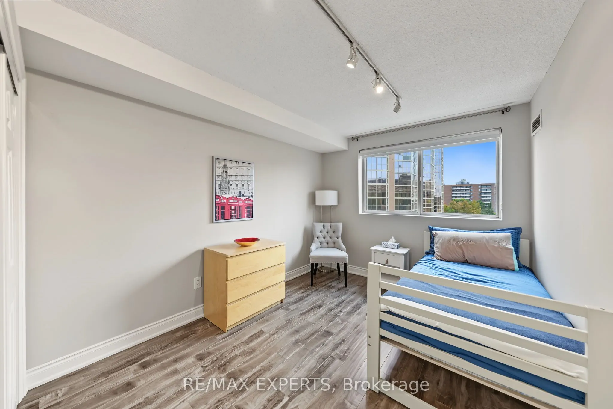 5 Weldrick Road W #605