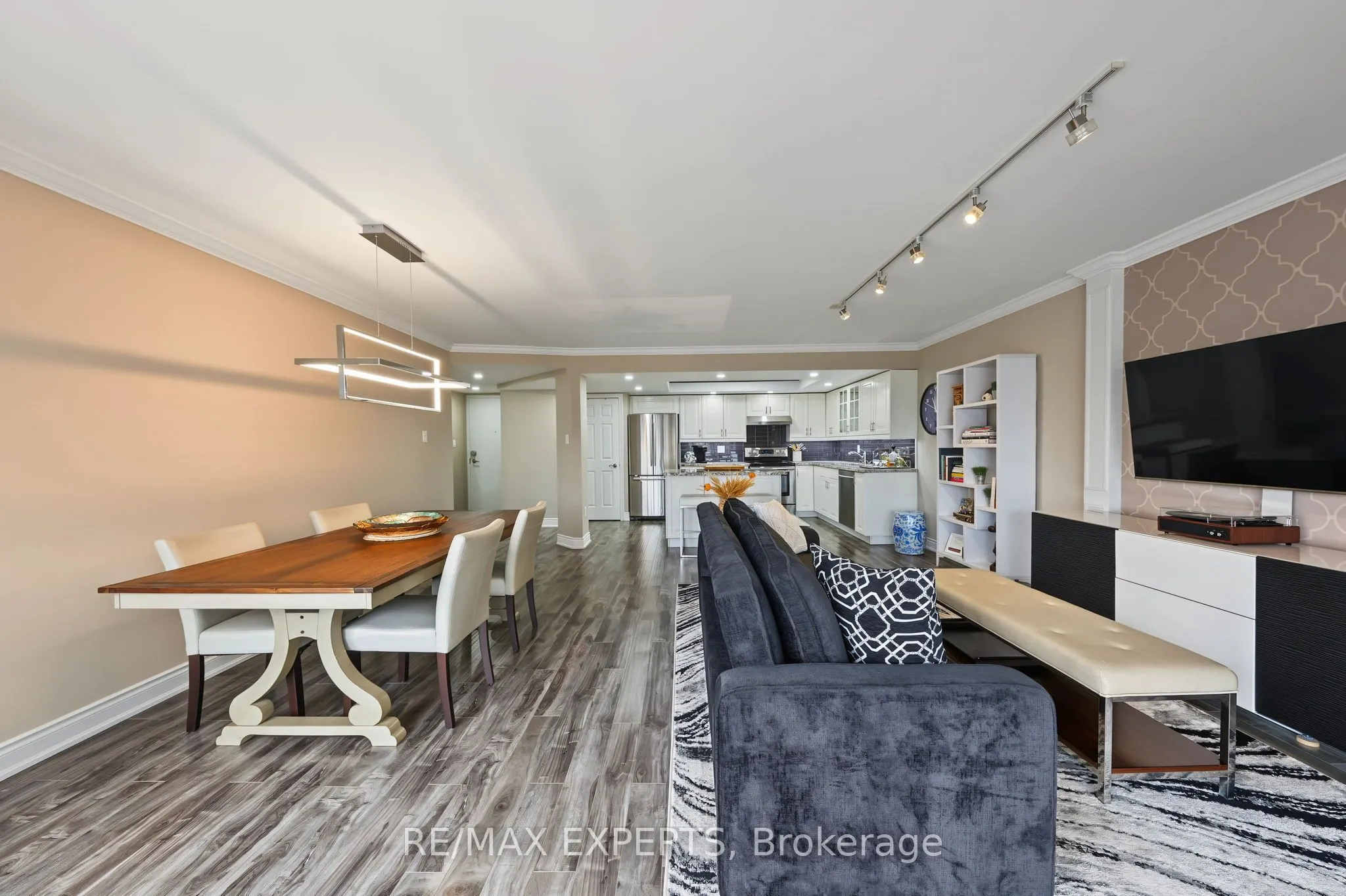5 Weldrick Road W #605