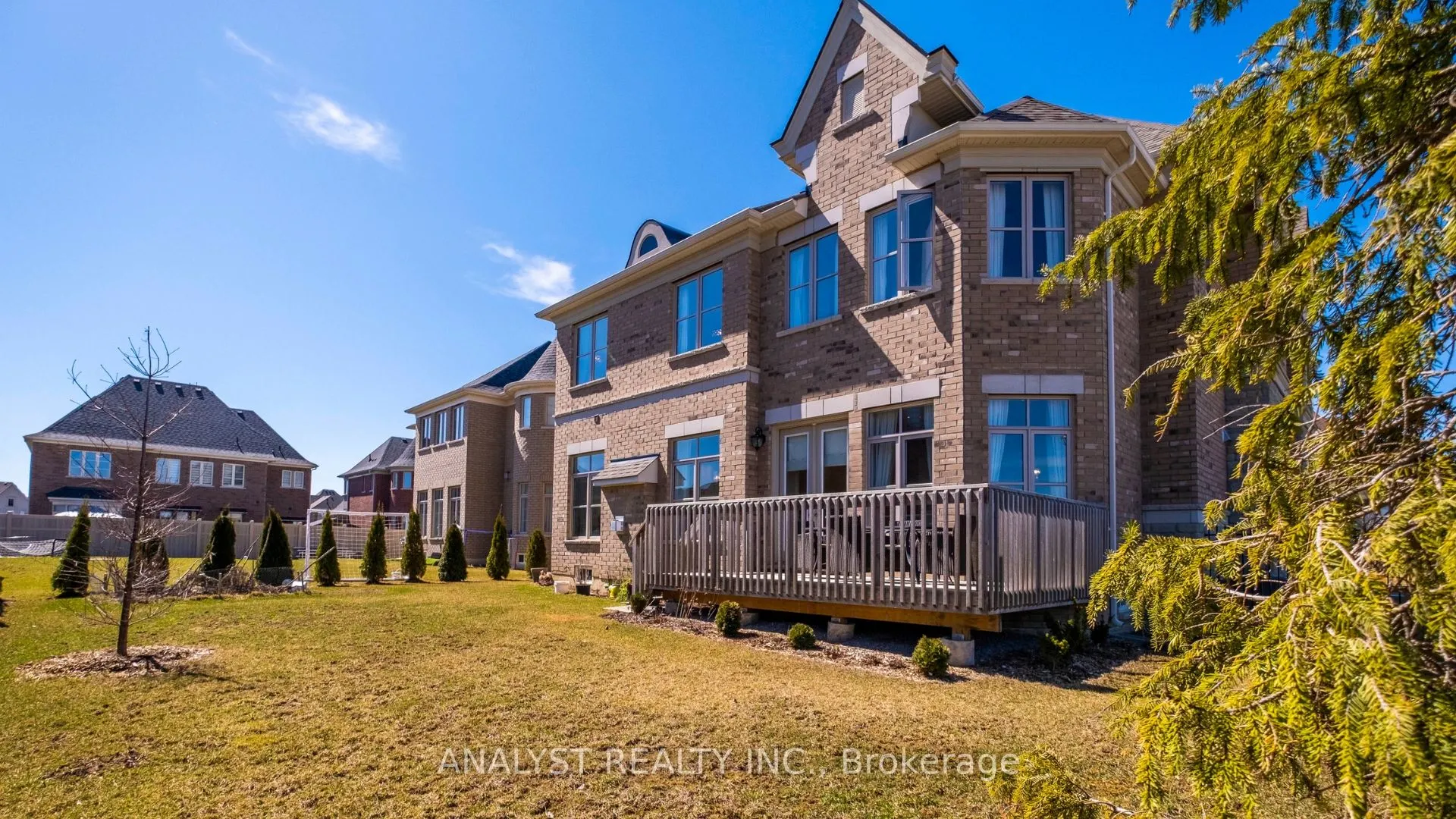5 Ballard Drive