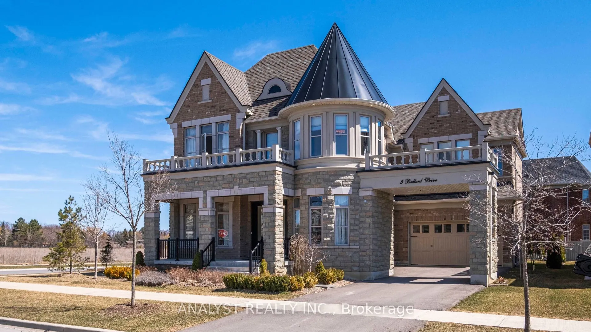 5 Ballard Drive