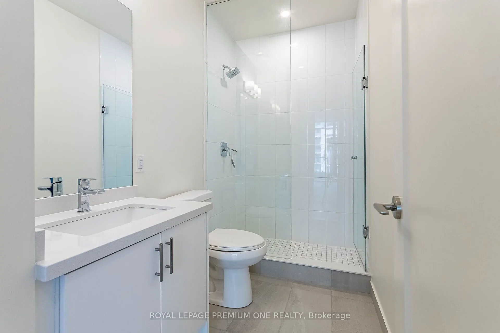 8960 Jane Street #604