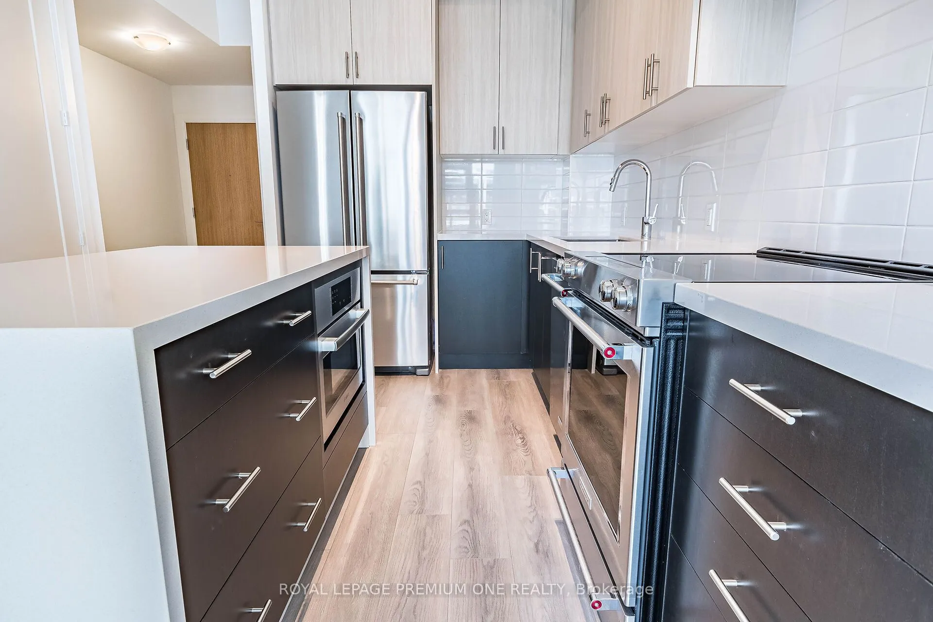 8960 Jane Street #604